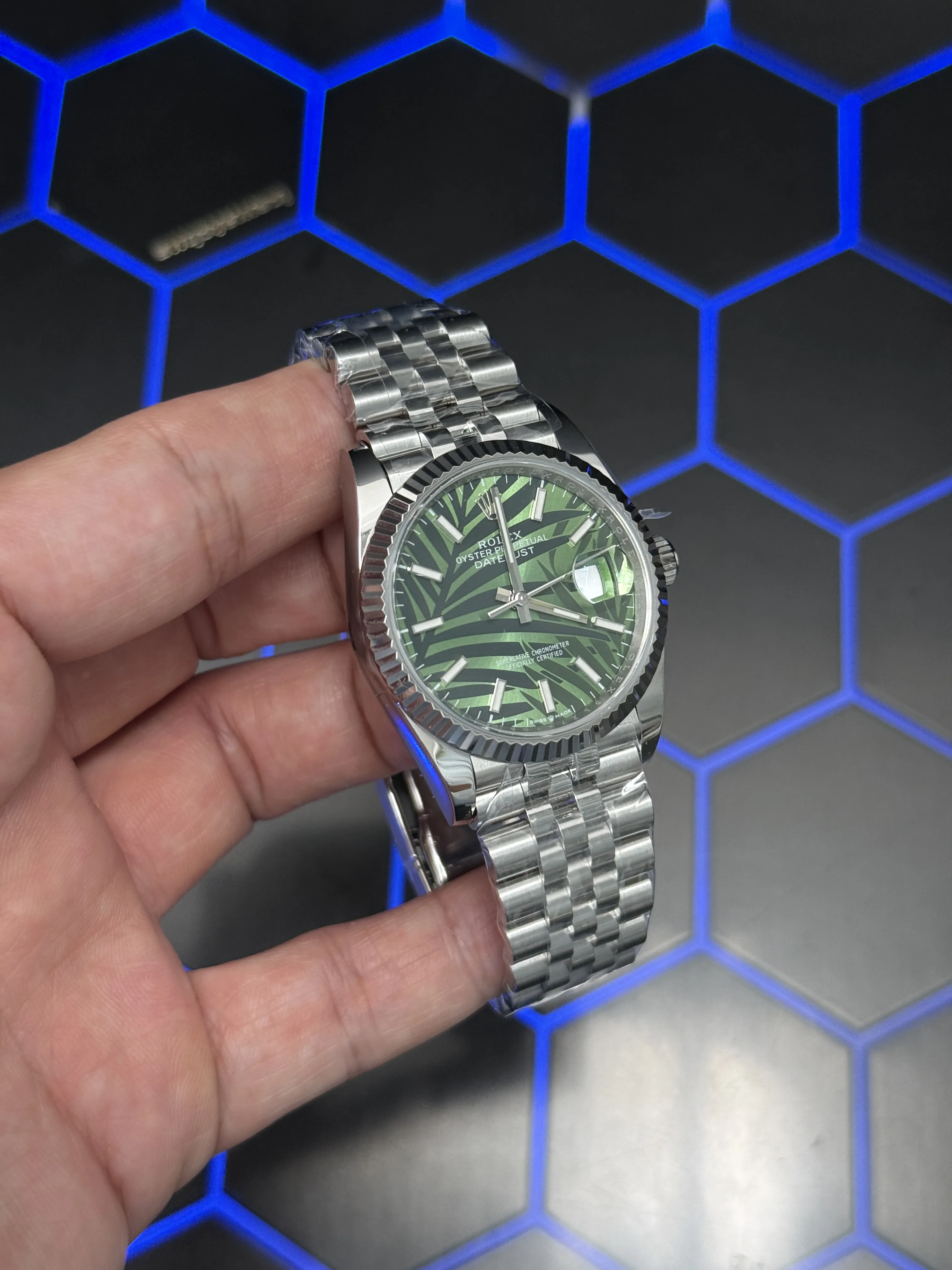 Rolex Datejust-Style Silver Green Palm Motif Watch D391519515 — view 3