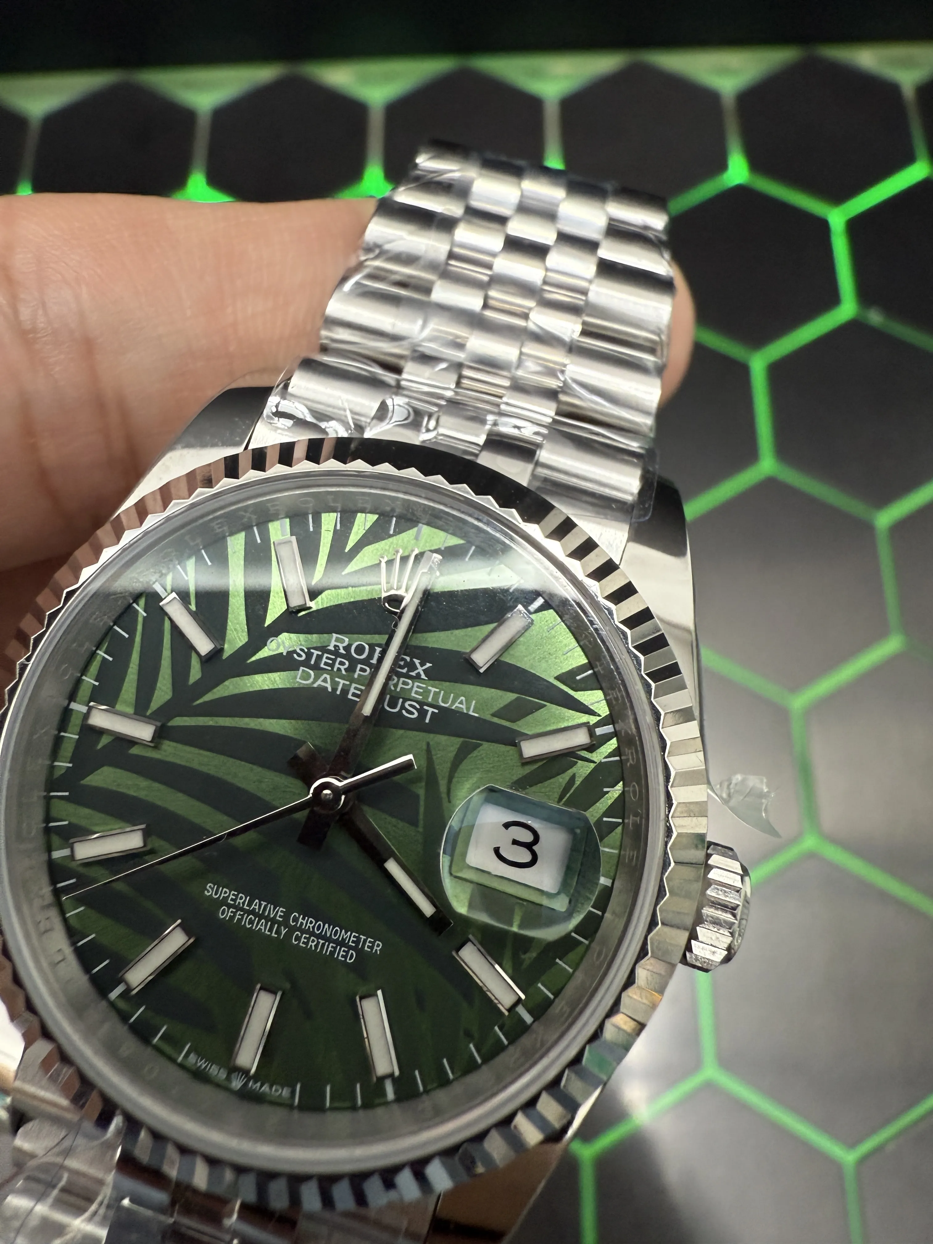 Rolex Datejust-Style Silver Green Palm Motif Watch D391519515 — view 9