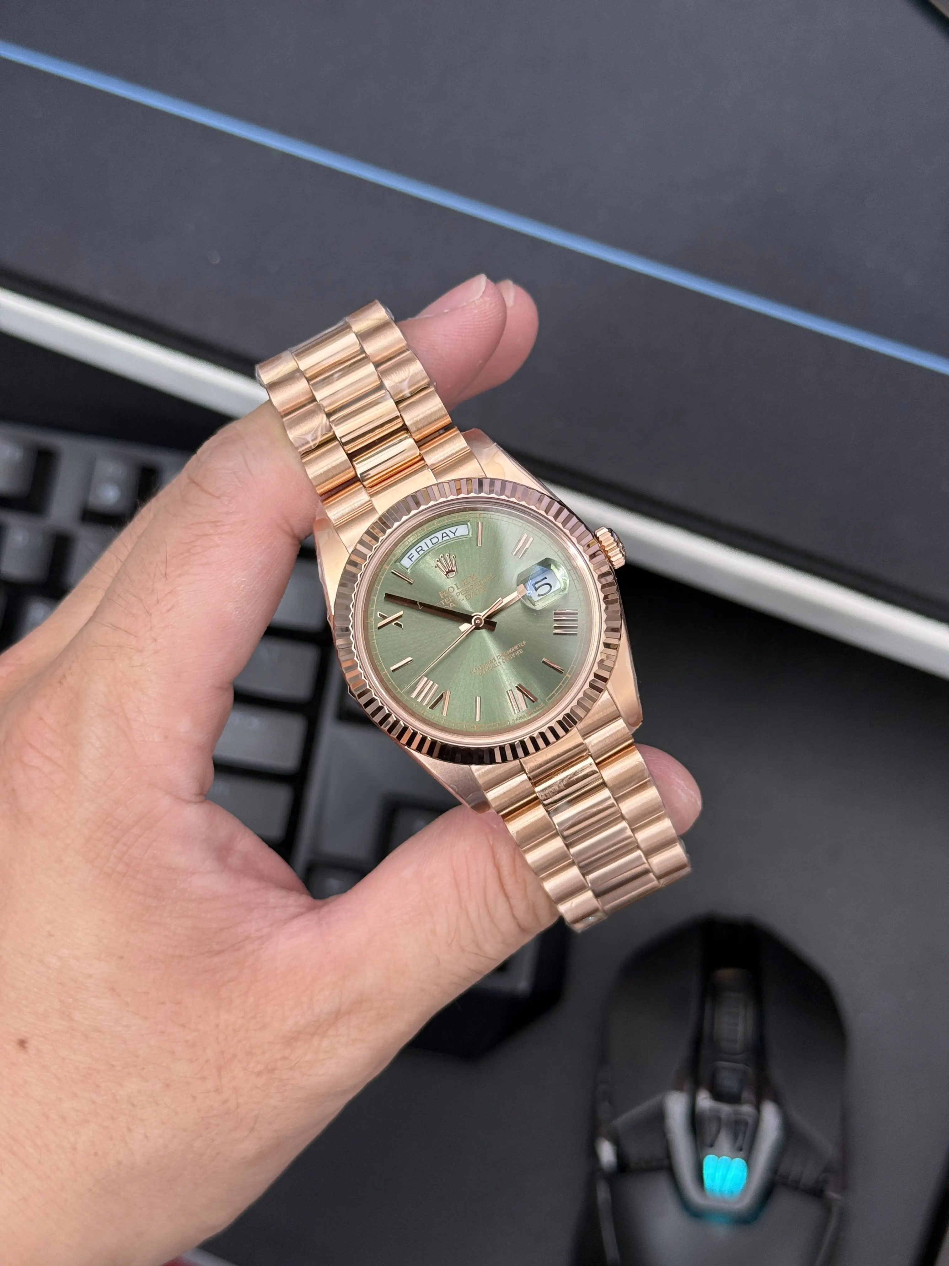 Rolex Day-Date-Style Rose-Gold Sage Green Dial Watch D391519516 — view 15