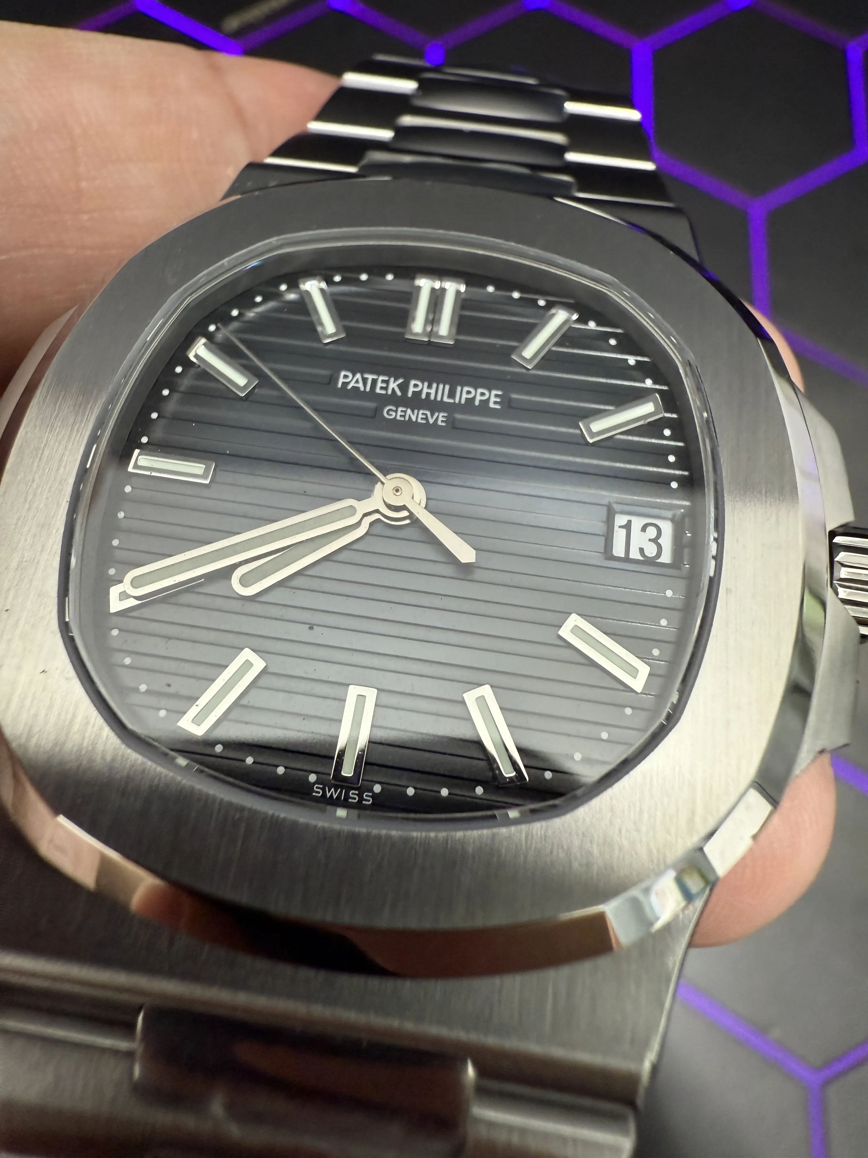 Patek Philippe Nautilus-Style Silver Blue-Grey Dial Watch D391519522 — view 10