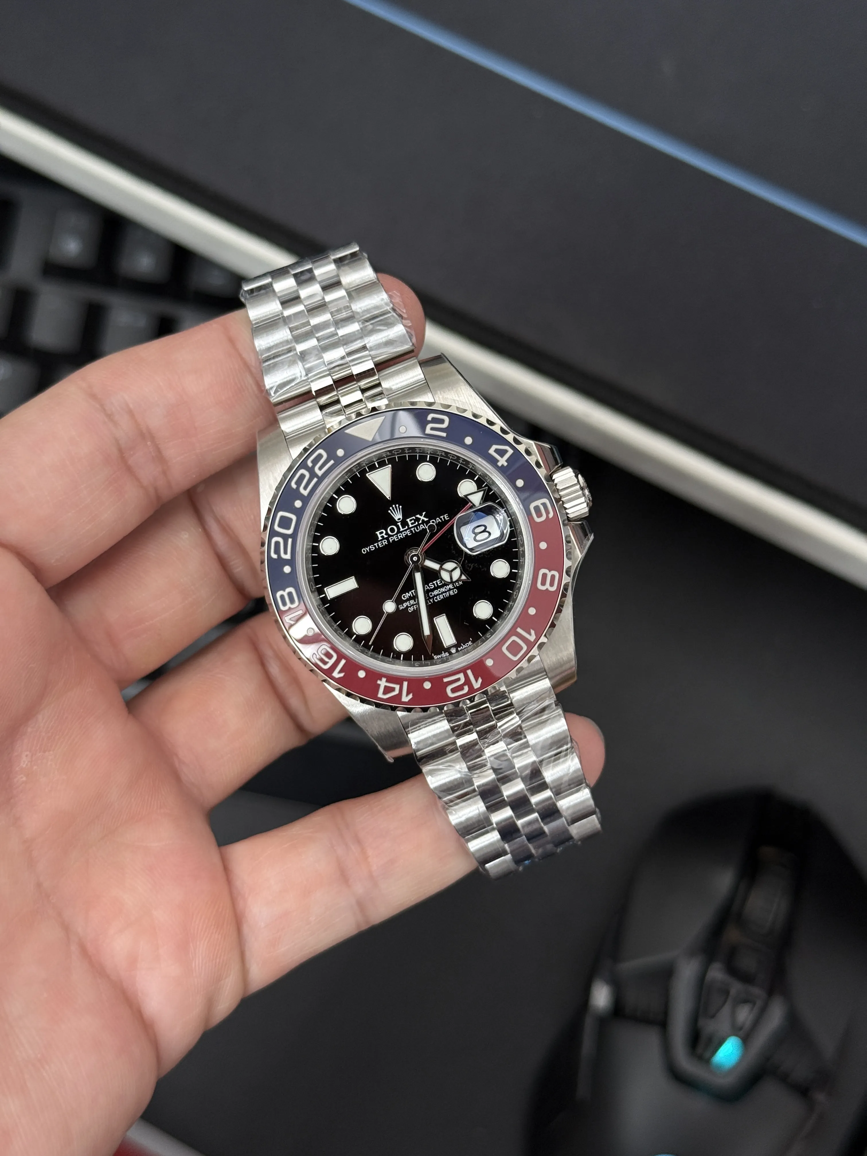 Rolex GMT-Master II-Style Red-and-Blue Bezel Watch D459019523 — view 15