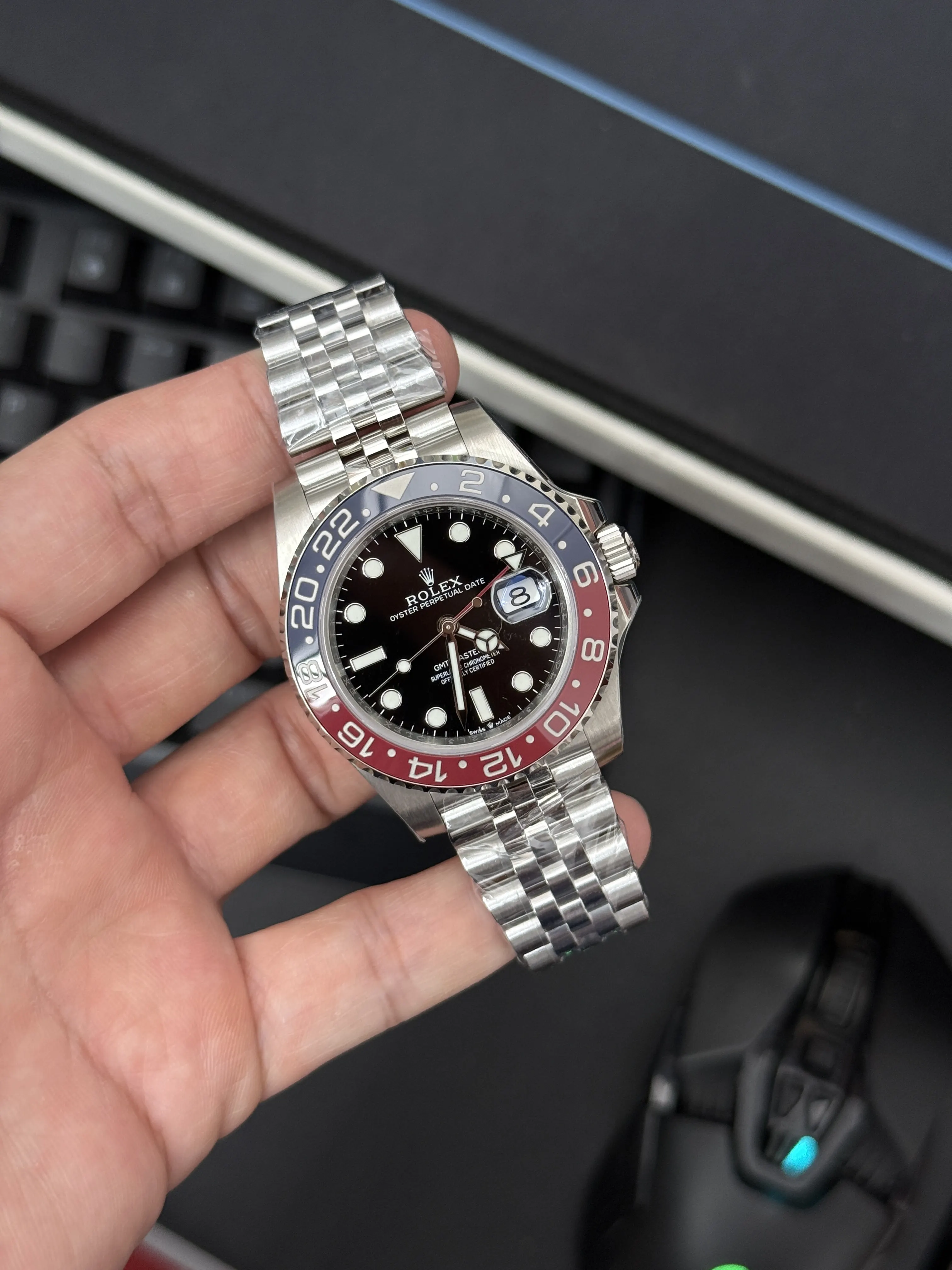 Rolex GMT-Master II-Style Red-and-Blue Bezel Watch D459019523 — view 16