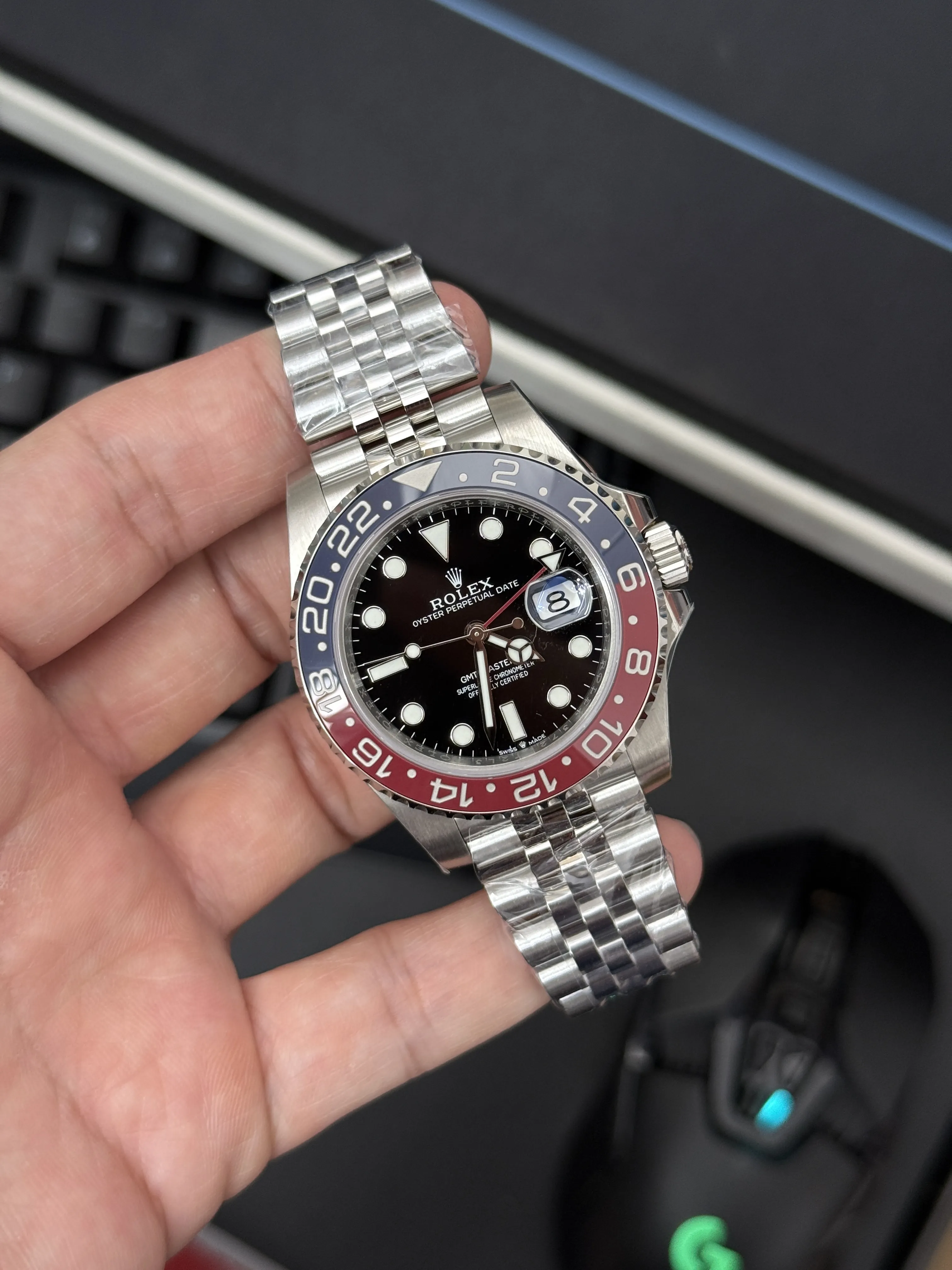 Rolex GMT-Master II-Style Red-and-Blue Bezel Watch D459019523 — view 17