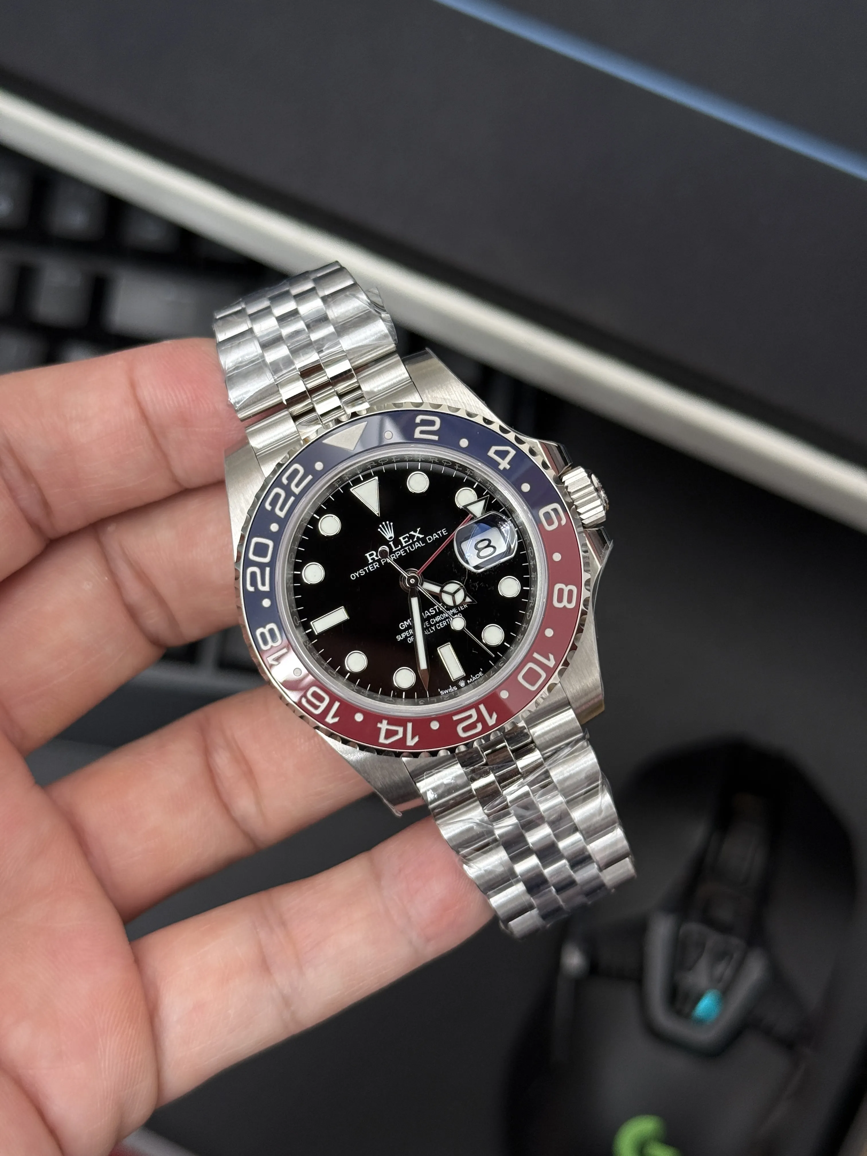 Rolex GMT-Master II-Style Red-and-Blue Bezel Watch D459019523 — view 19