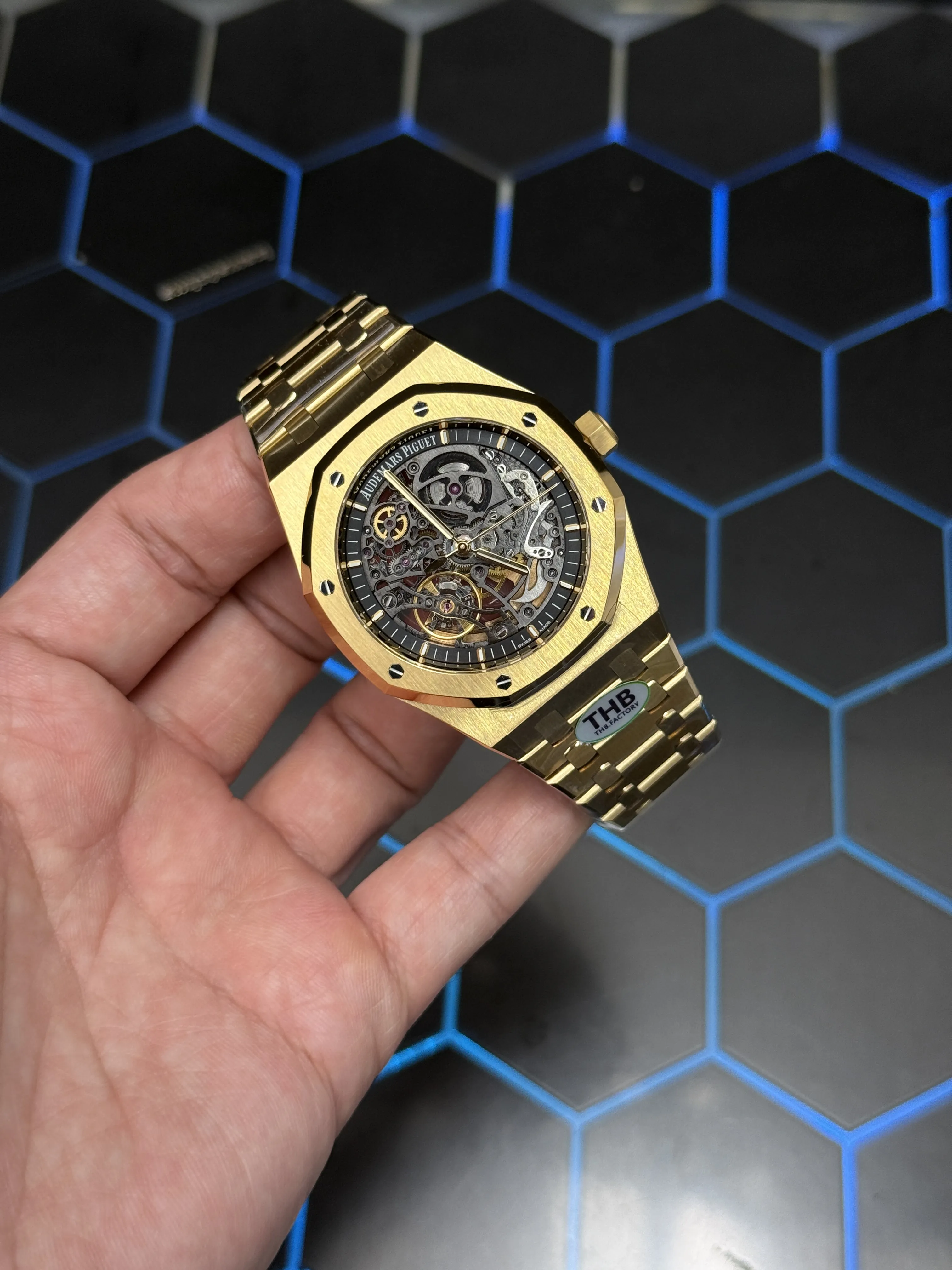 Audemars Piguet Royal Oak-Style Yellow-Gold-Tone Openworked-Look Watch D499519524 — view 2