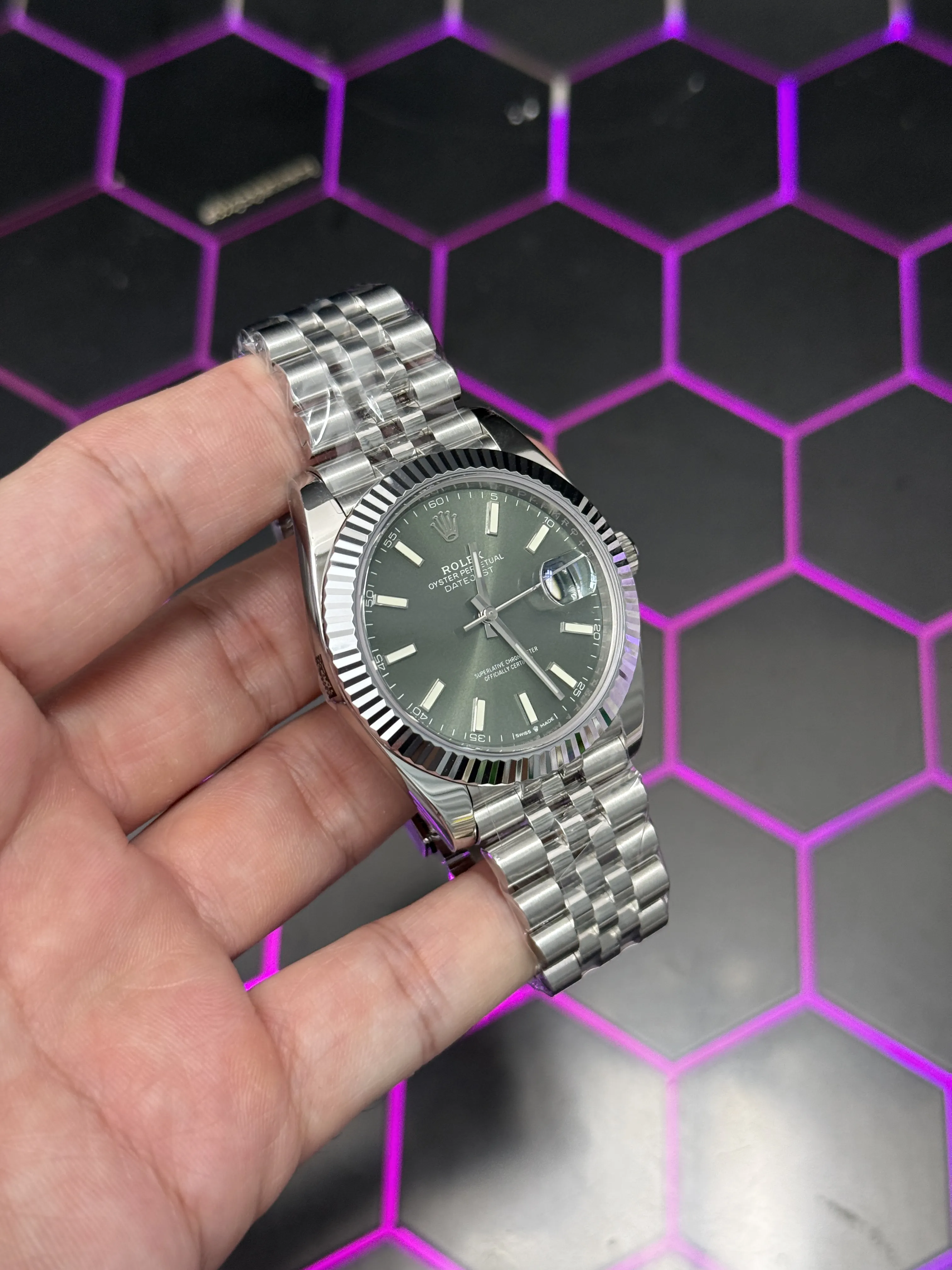 Rolex Datejust 41-Style Silver Olive Dial Jubilee Watch D391519525 — view 3