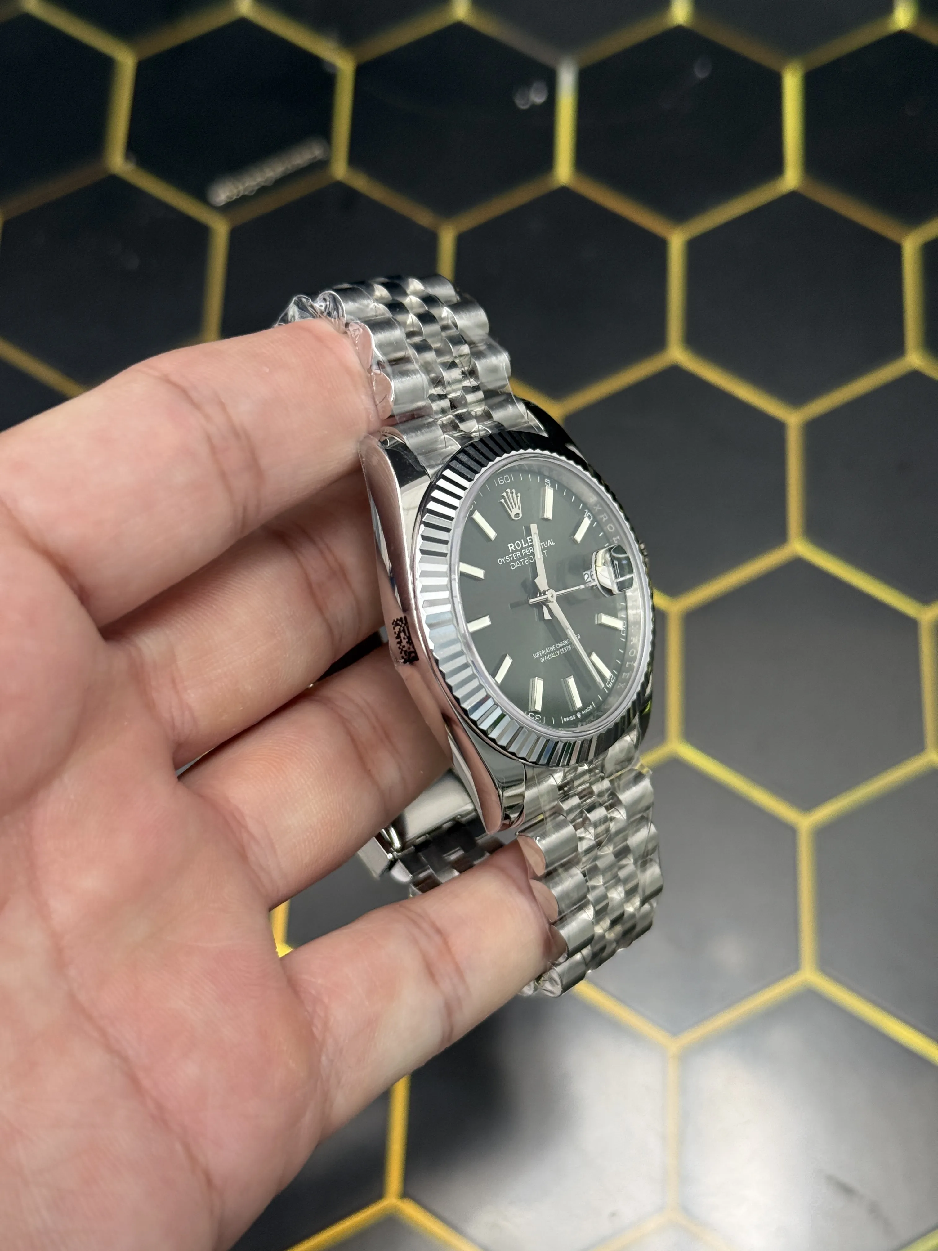 Rolex Datejust 41-Style Silver Olive Dial Jubilee Watch D391519525 — view 4