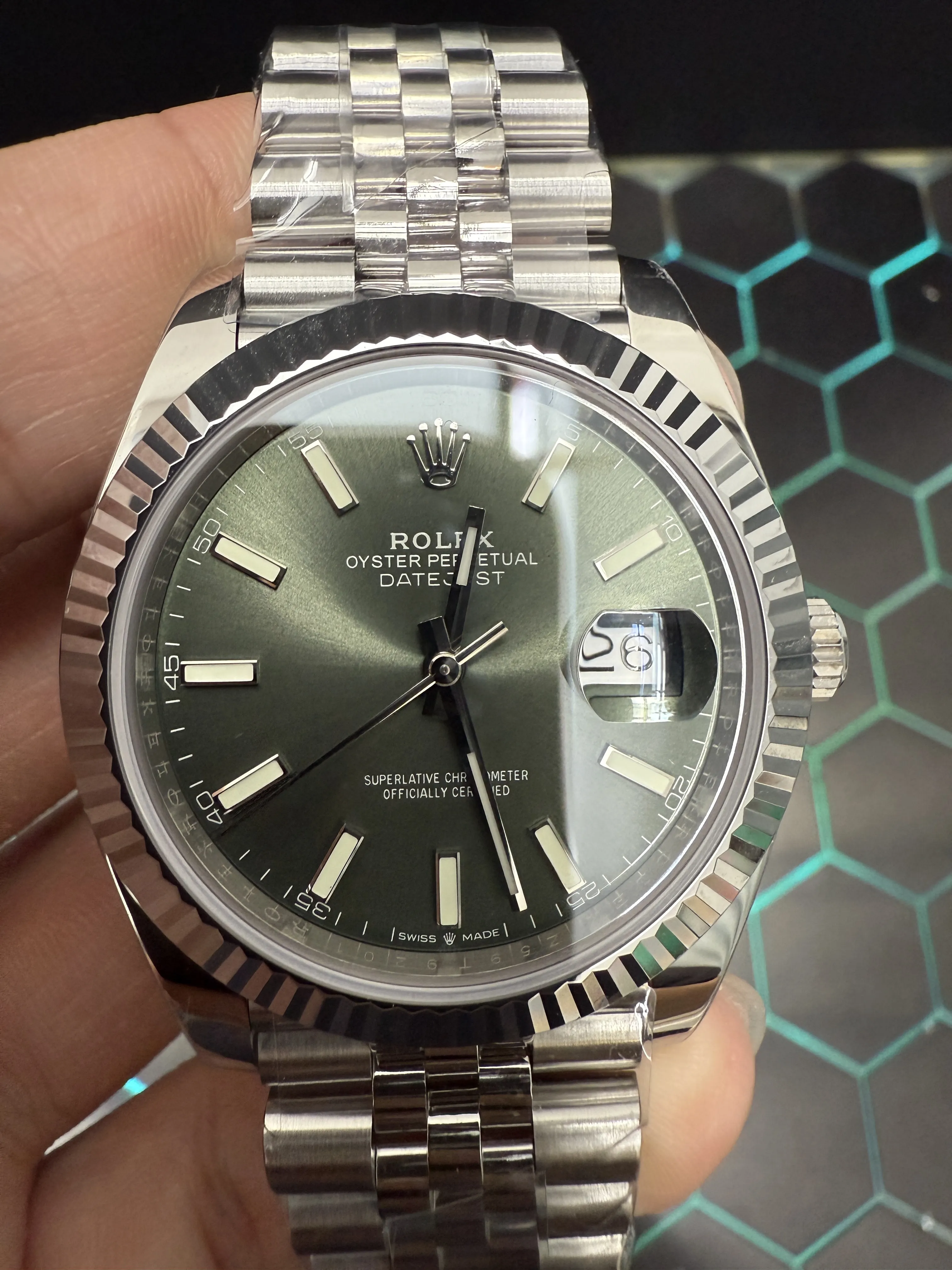 Rolex Datejust 41-Style Silver Olive Dial Jubilee Watch D391519525 — view 8