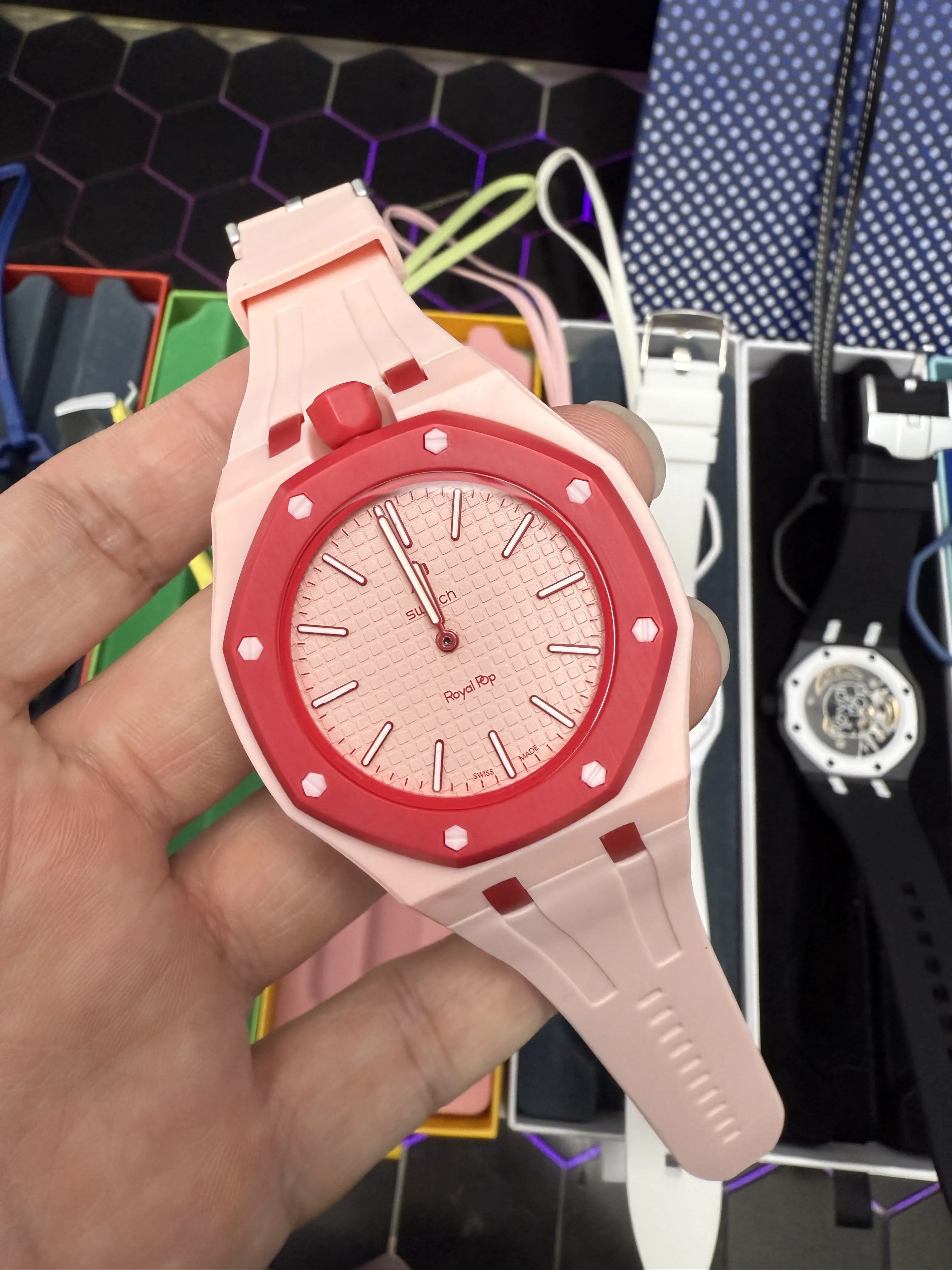 Audemars Piguet Royal Oak-Style Pink Red Accent Strap Watch D202519529 — view 2