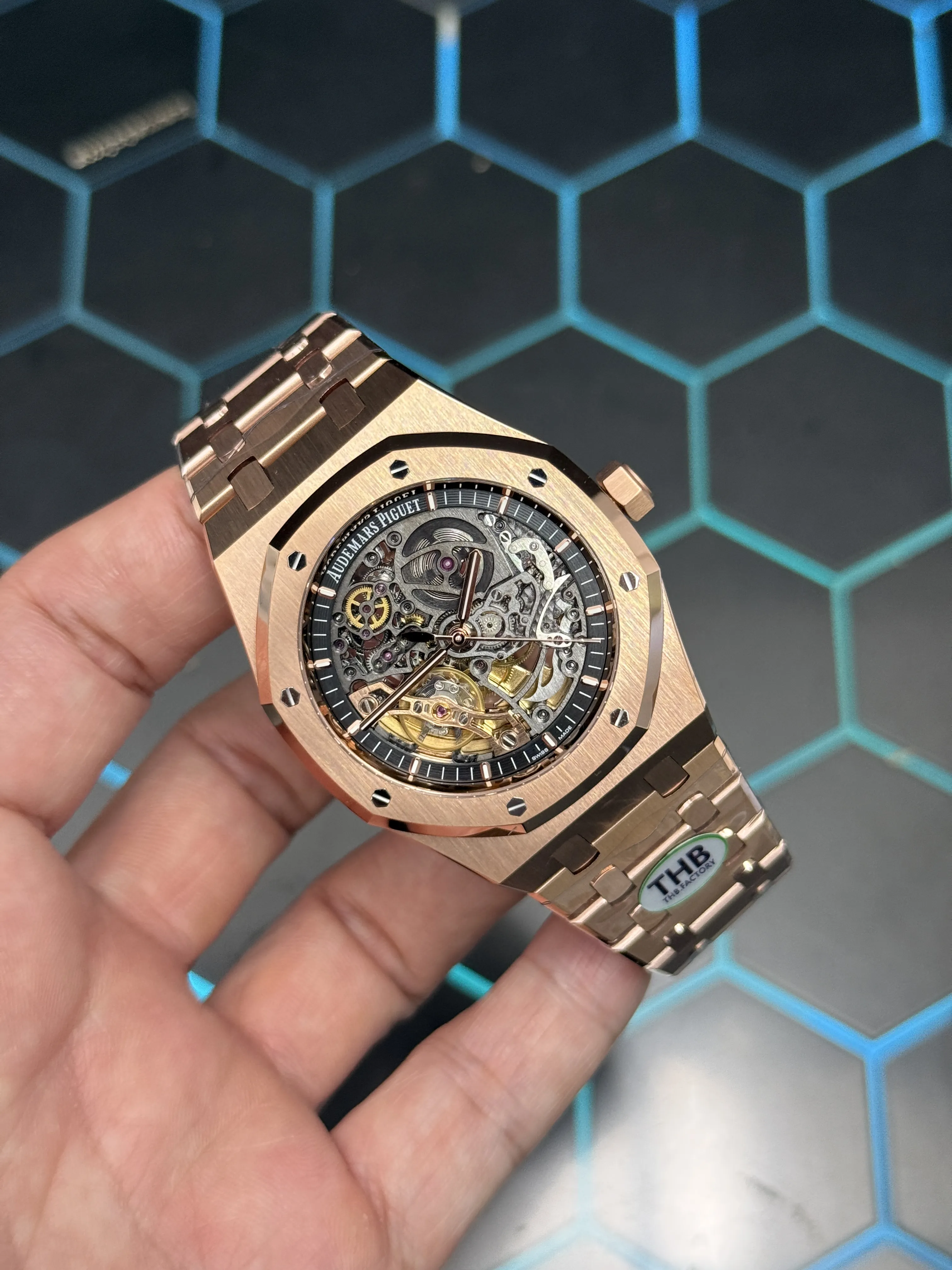 Audemars Piguet Royal Oak-Style Rose-Gold-Tone Openworked Watch D499519534 — view 3