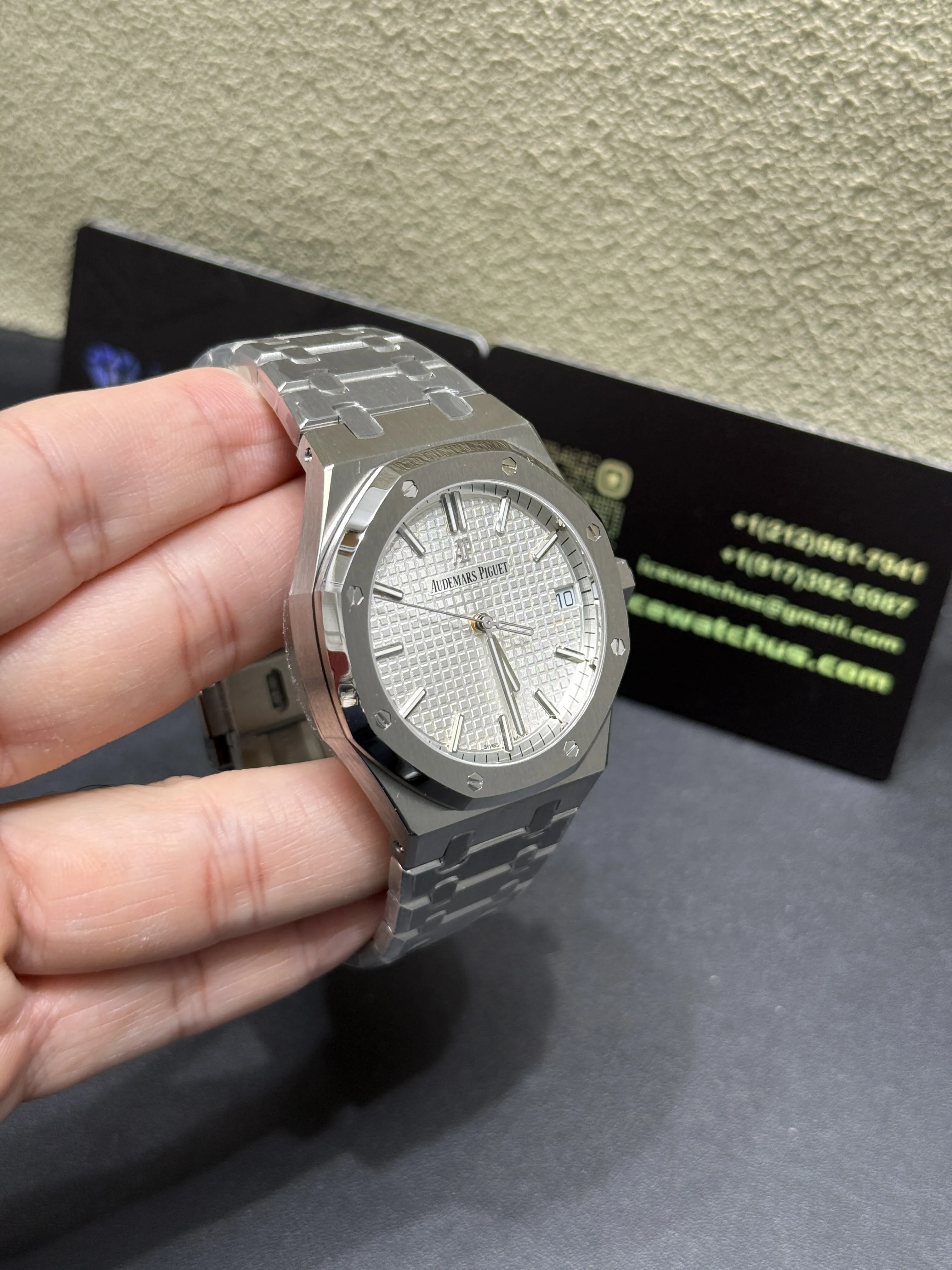 Audemars Piguet Royal Oak Silver-tone Watch 0305 D391519801 — view 4
