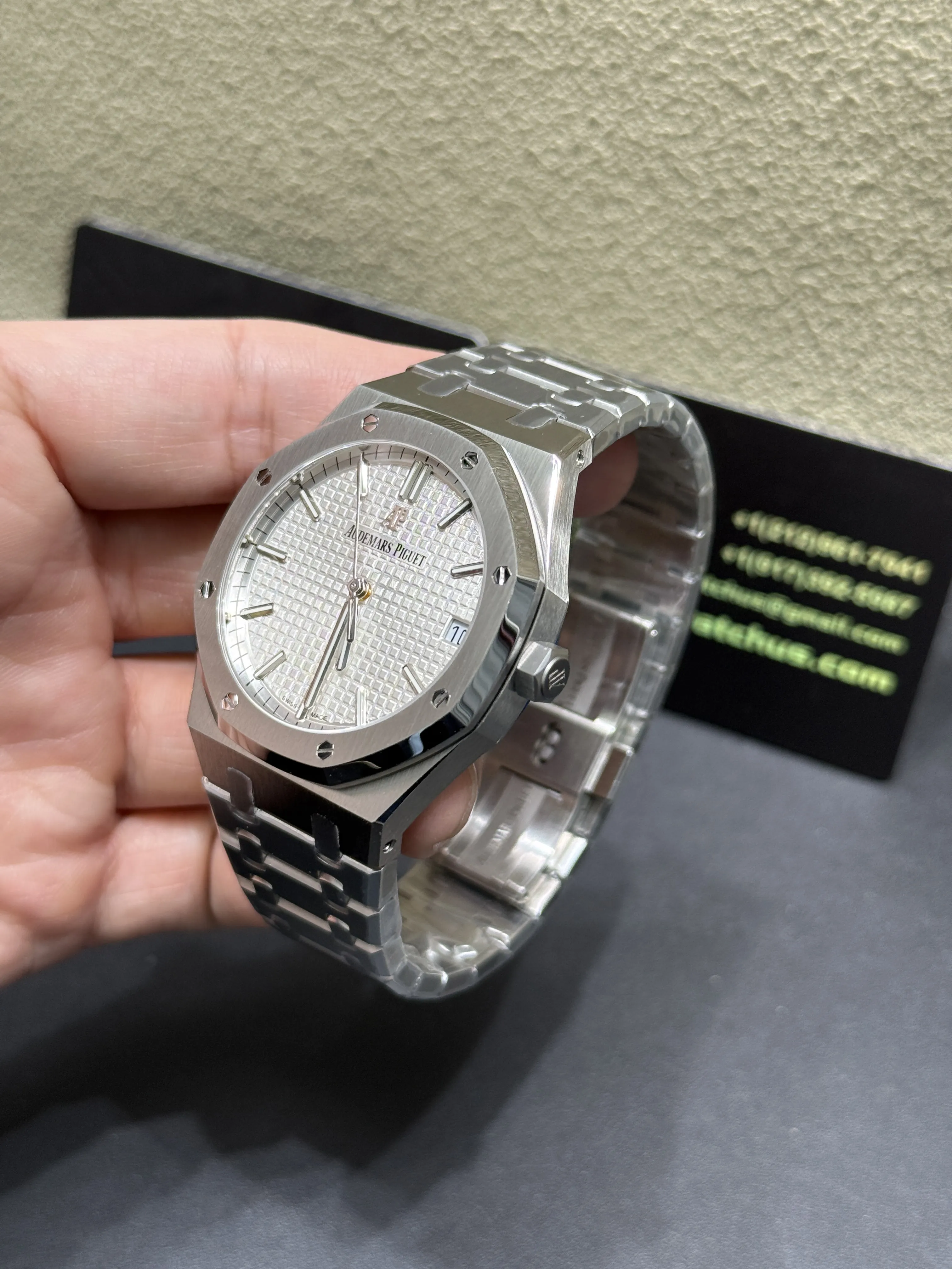 Audemars Piguet Royal Oak Silver-tone Watch 0305 D391519801 — view 5