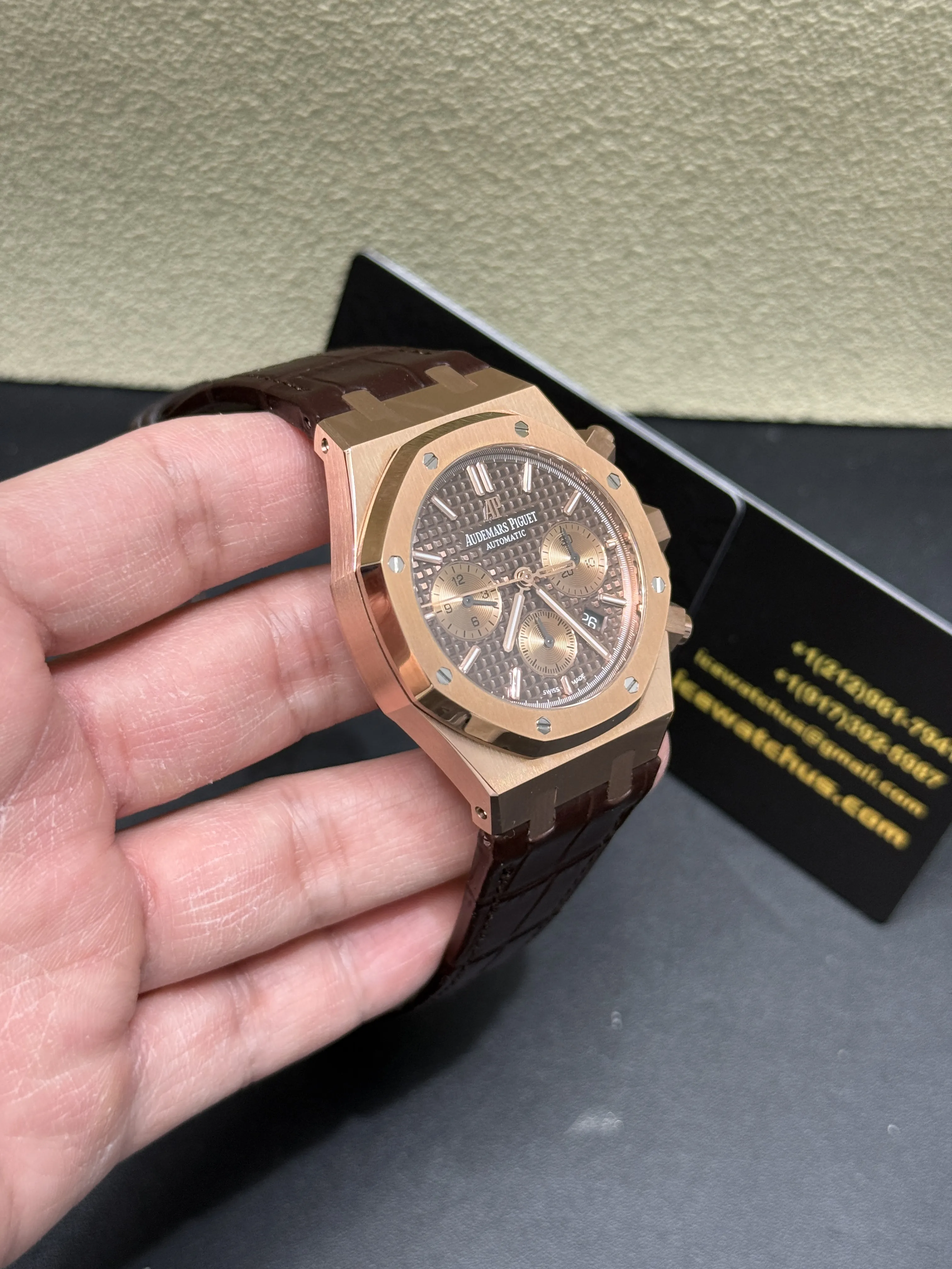 Audemars Piguet Royal Oak Chronograph Rose Gold-tone Watch 0347 D425319806 — view 3