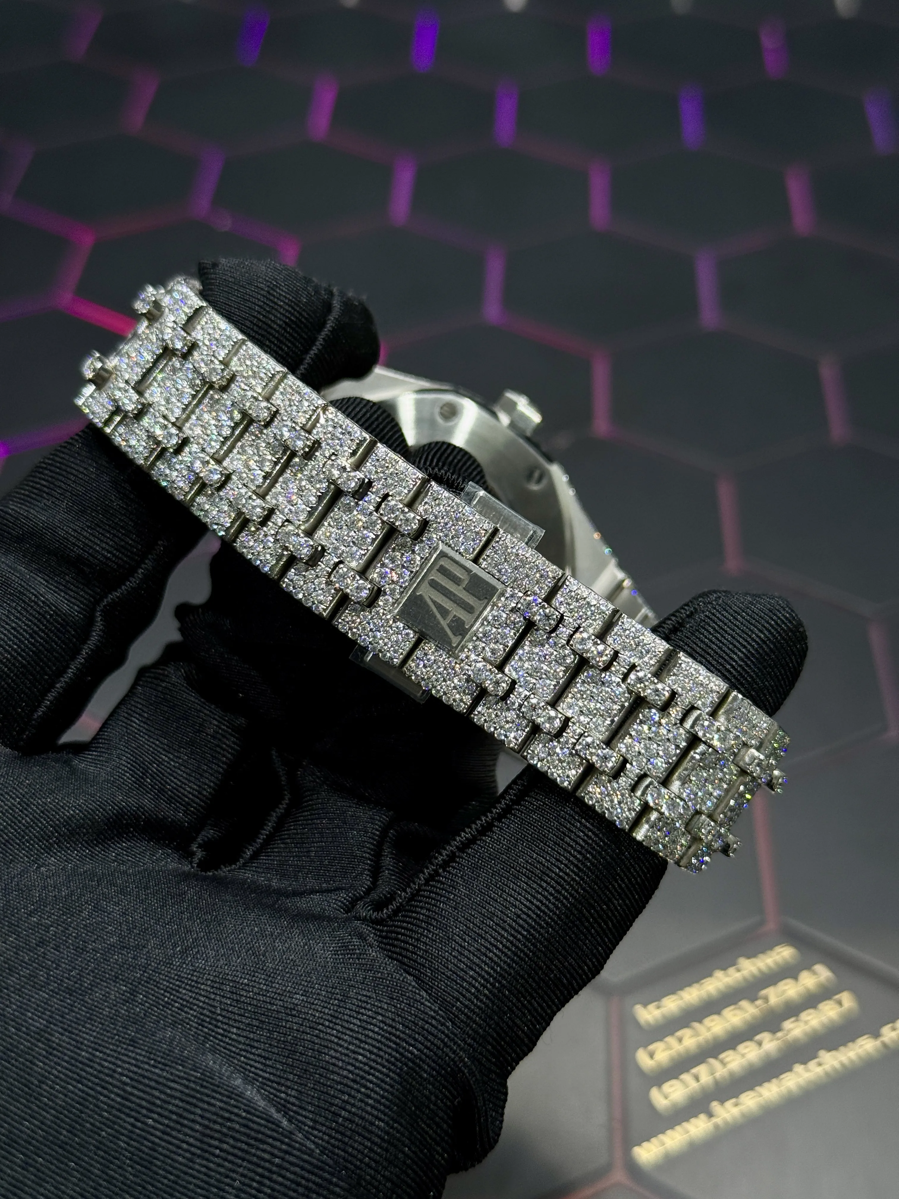 Audemars Piguet Royal Oak Silver-tone Watch 0390 D1215019807 — view 8