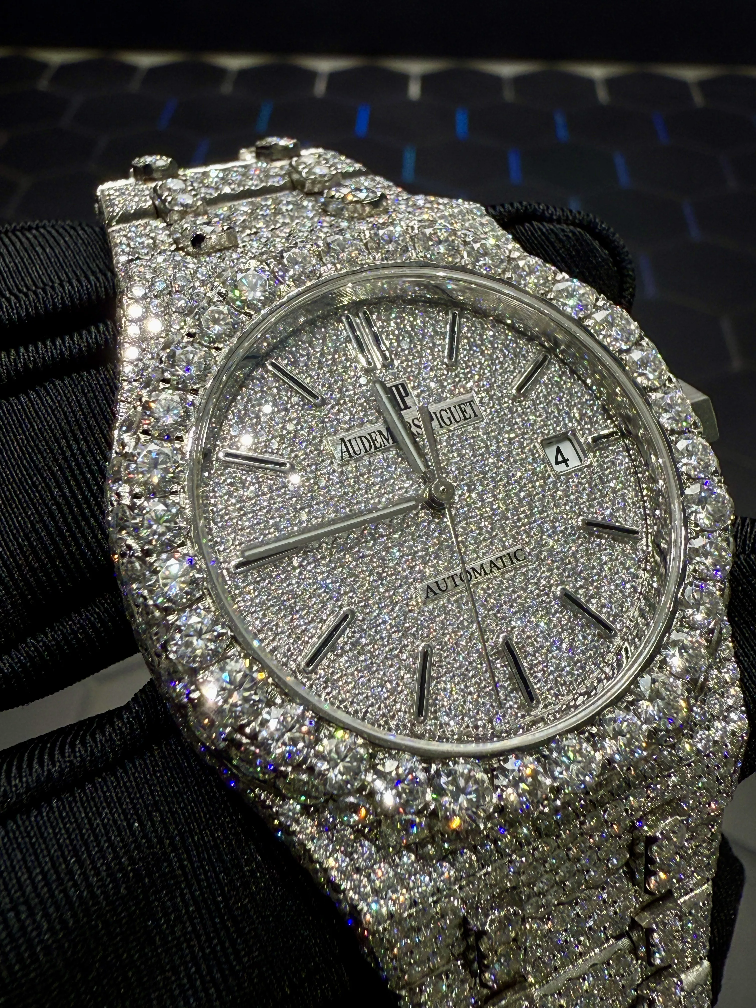 Audemars Piguet Royal Oak Silver-tone Watch 0390 D1215019807 — view 10