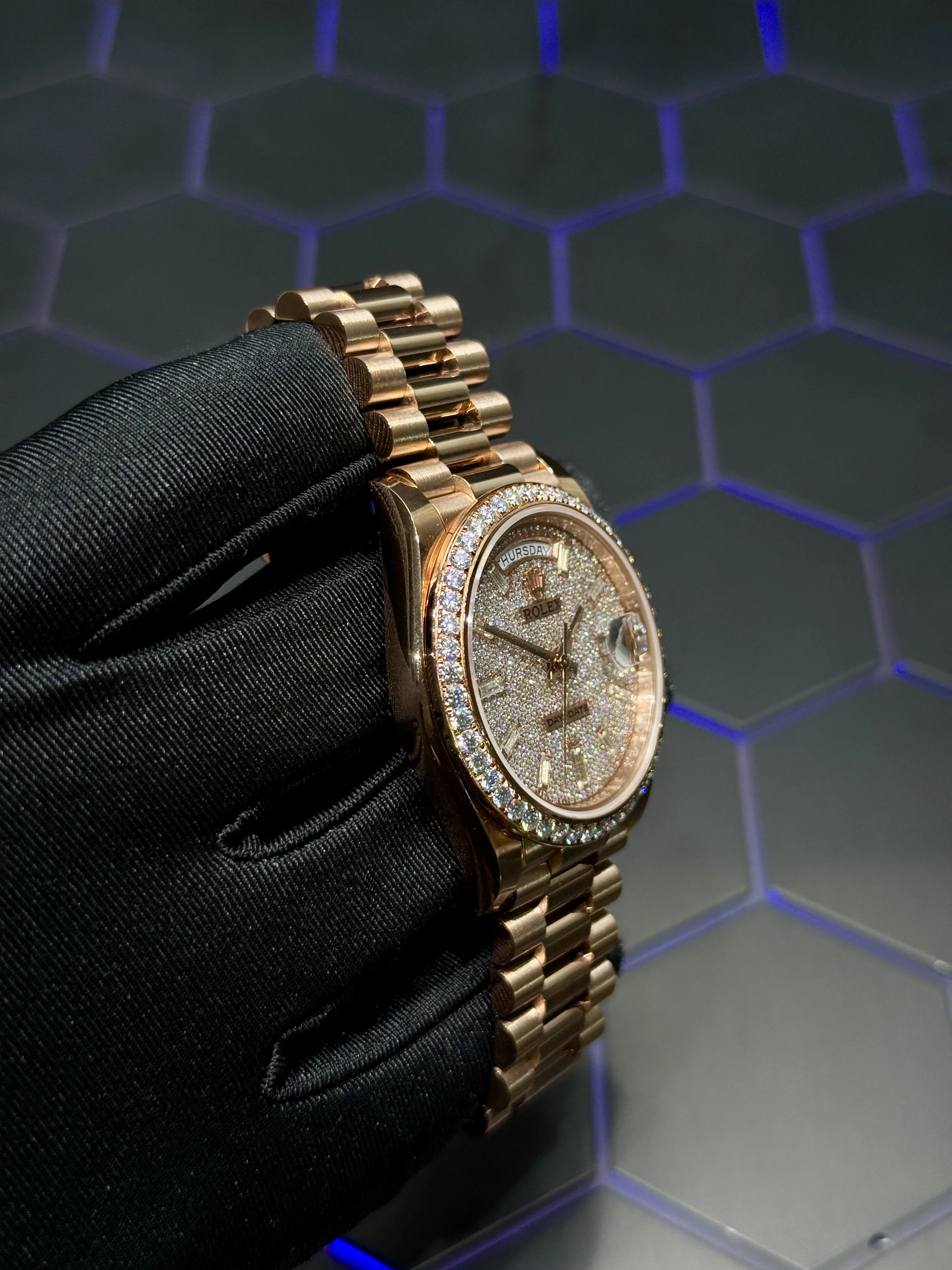 Rolex Day-Date Rose Gold-tone Watch 0398 D675019815 — view 3
