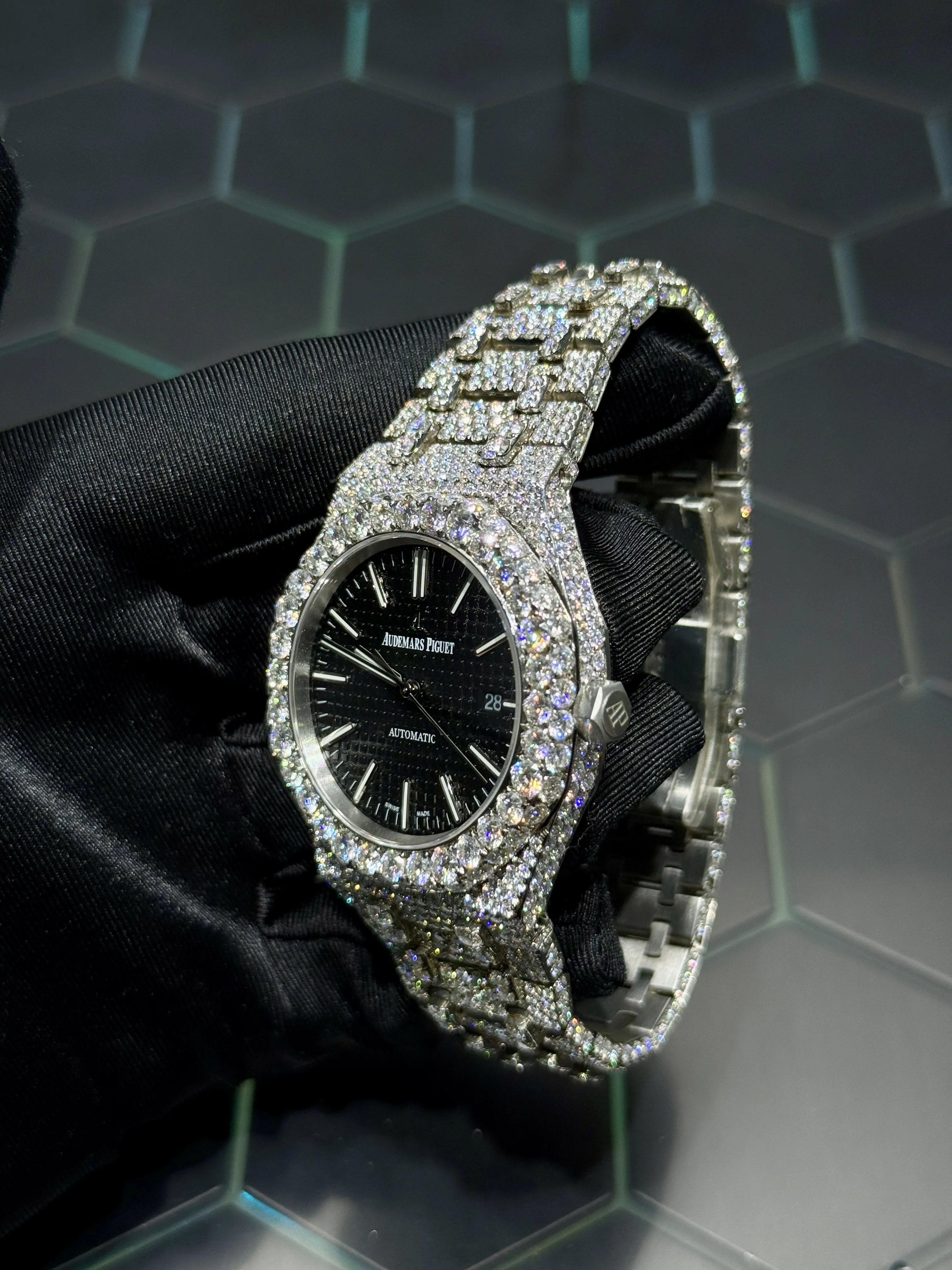 Audemars Piguet Royal Oak Silver-tone Watch 0408 D1215019821 — view 4