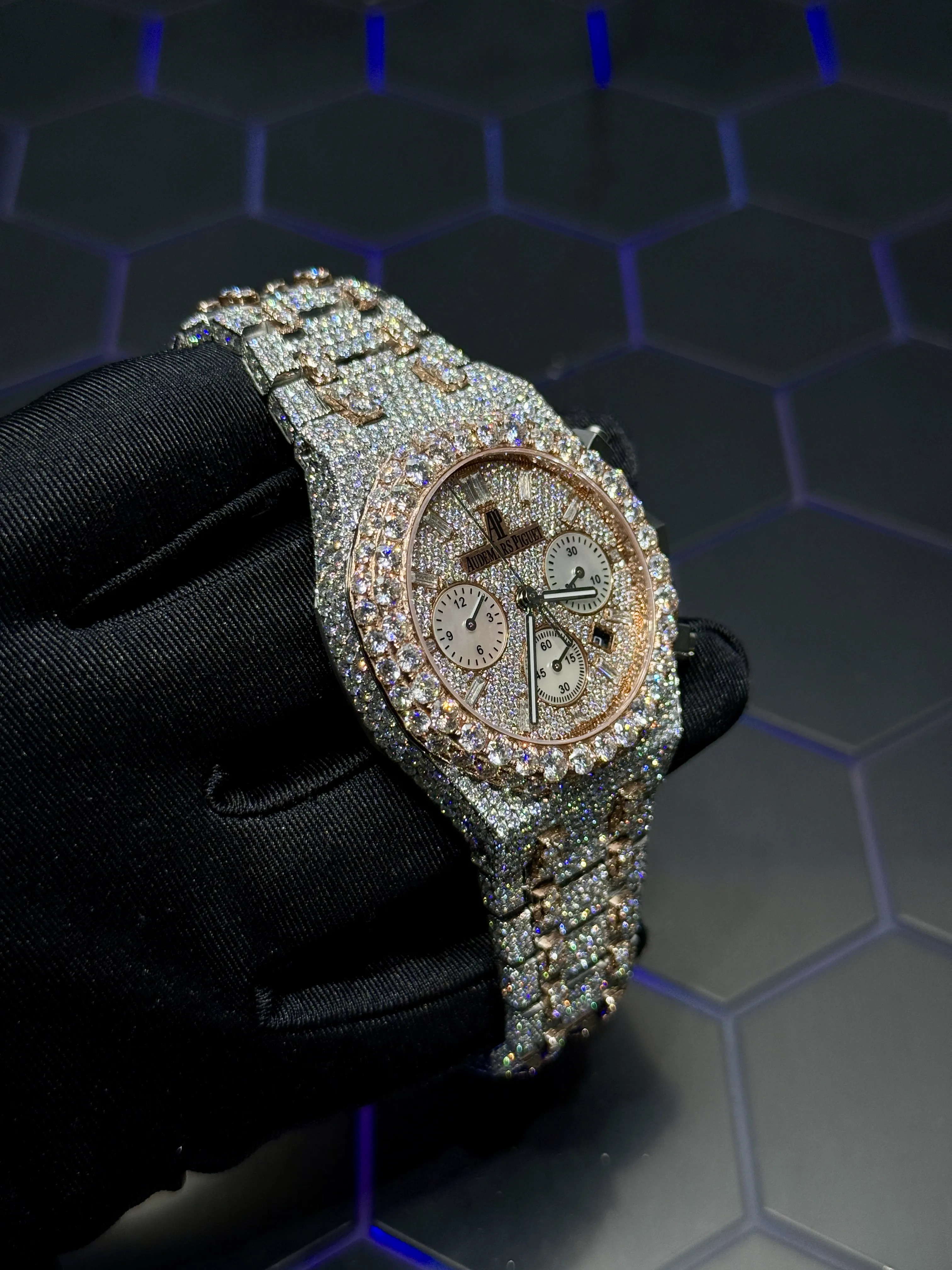 Audemars Piguet Royal Oak Chronograph Silver-tone Watch 0409 D1215019822 — view 3