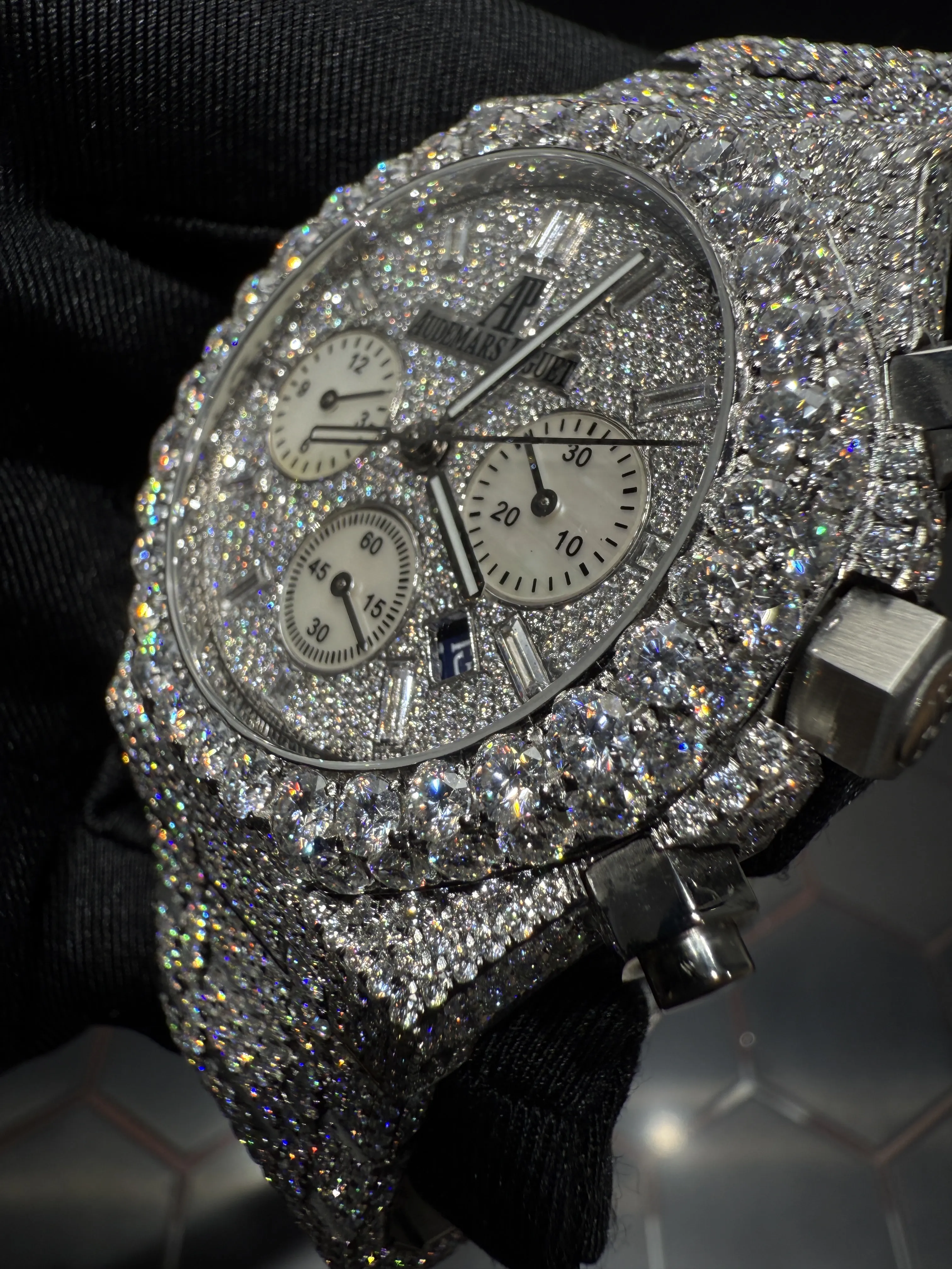 Audemars Piguet Royal Oak Chronograph Silver-tone Watch 0410 D1215019823 — view 10