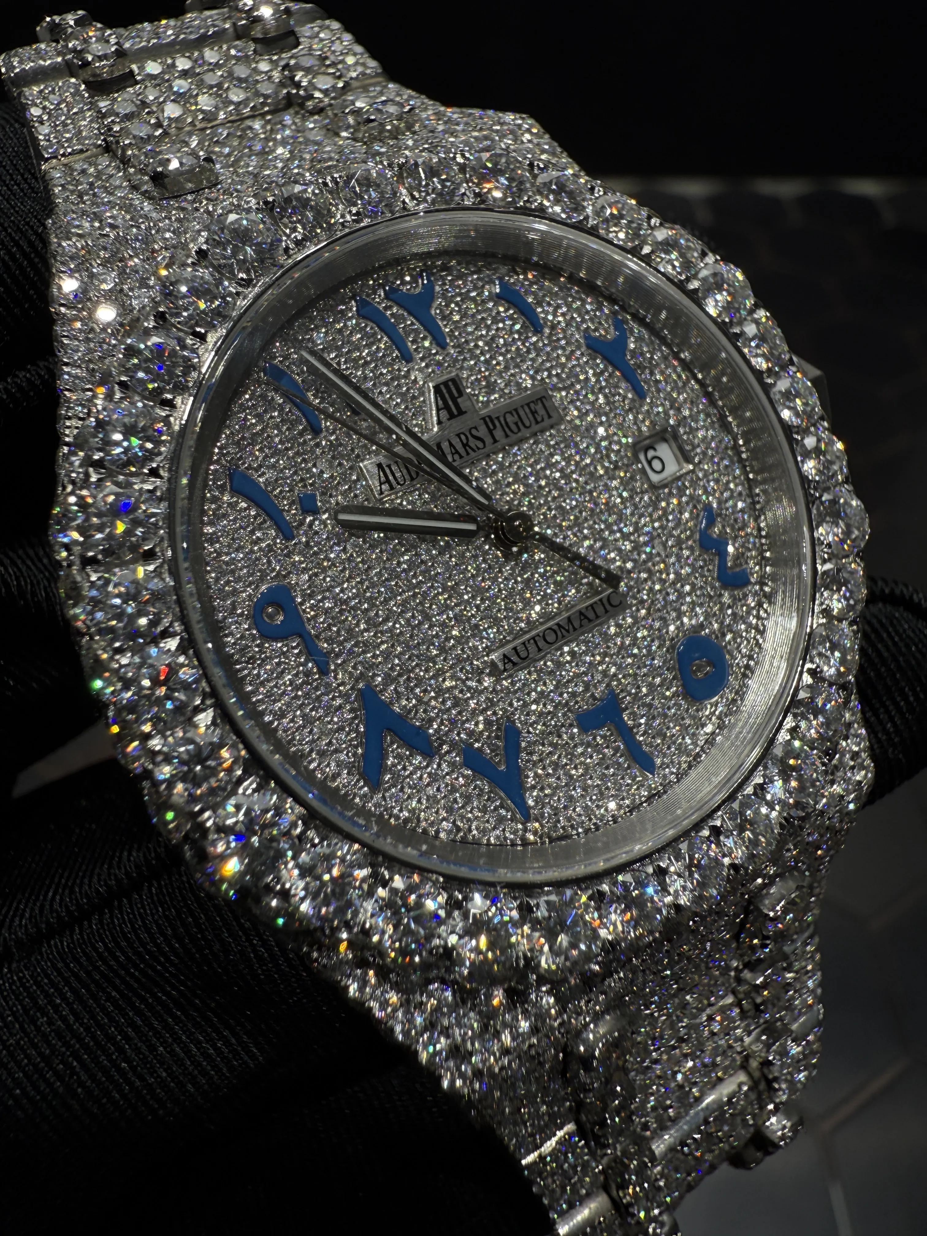 Audemars Piguet Royal Oak Silver-tone Watch 0411 D1215019824 — view 9