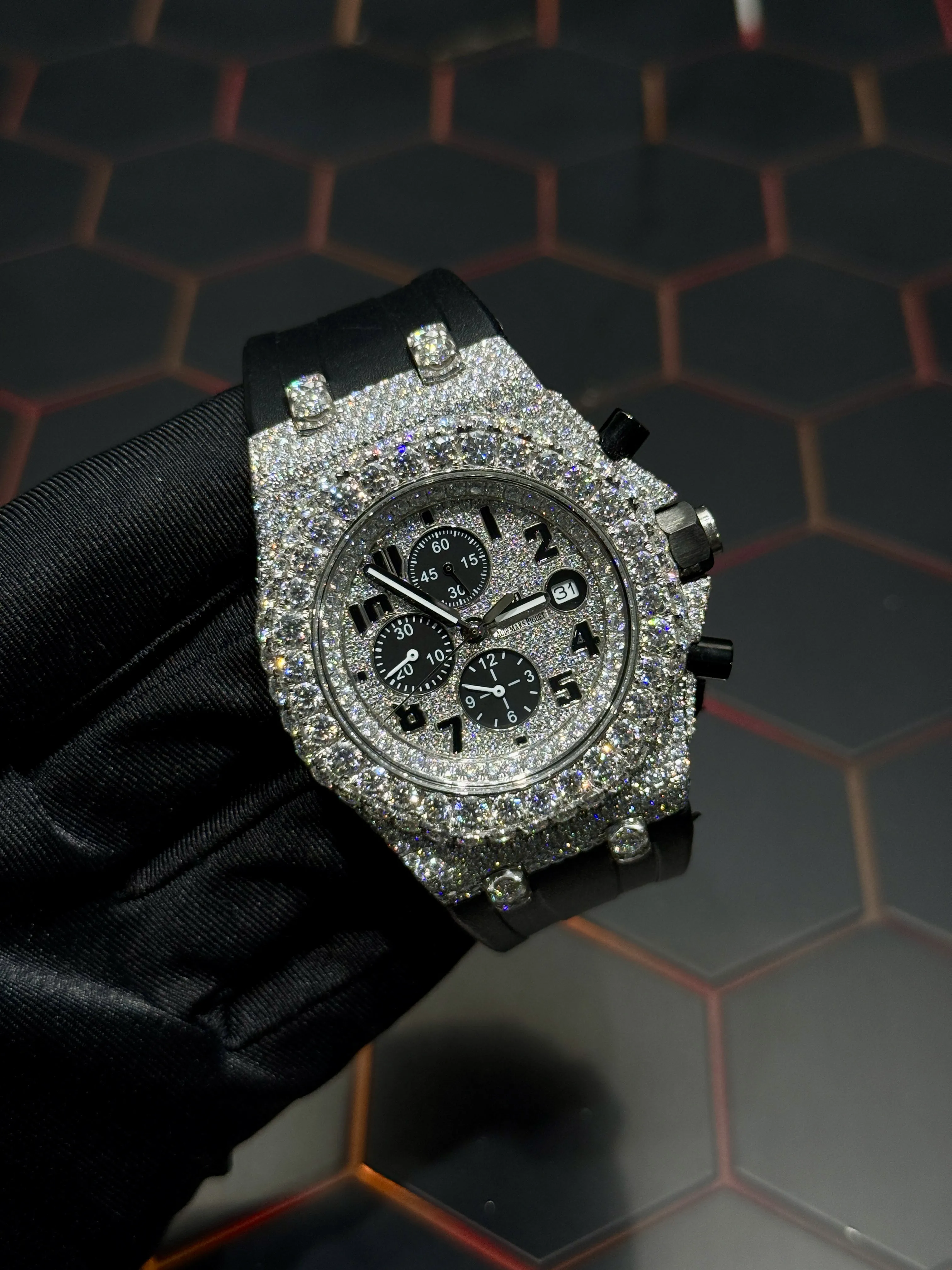 Audemars Piguet Royal Oak Offshore Chronograph Silver-tone Watch 0415 D877519828 — view 2