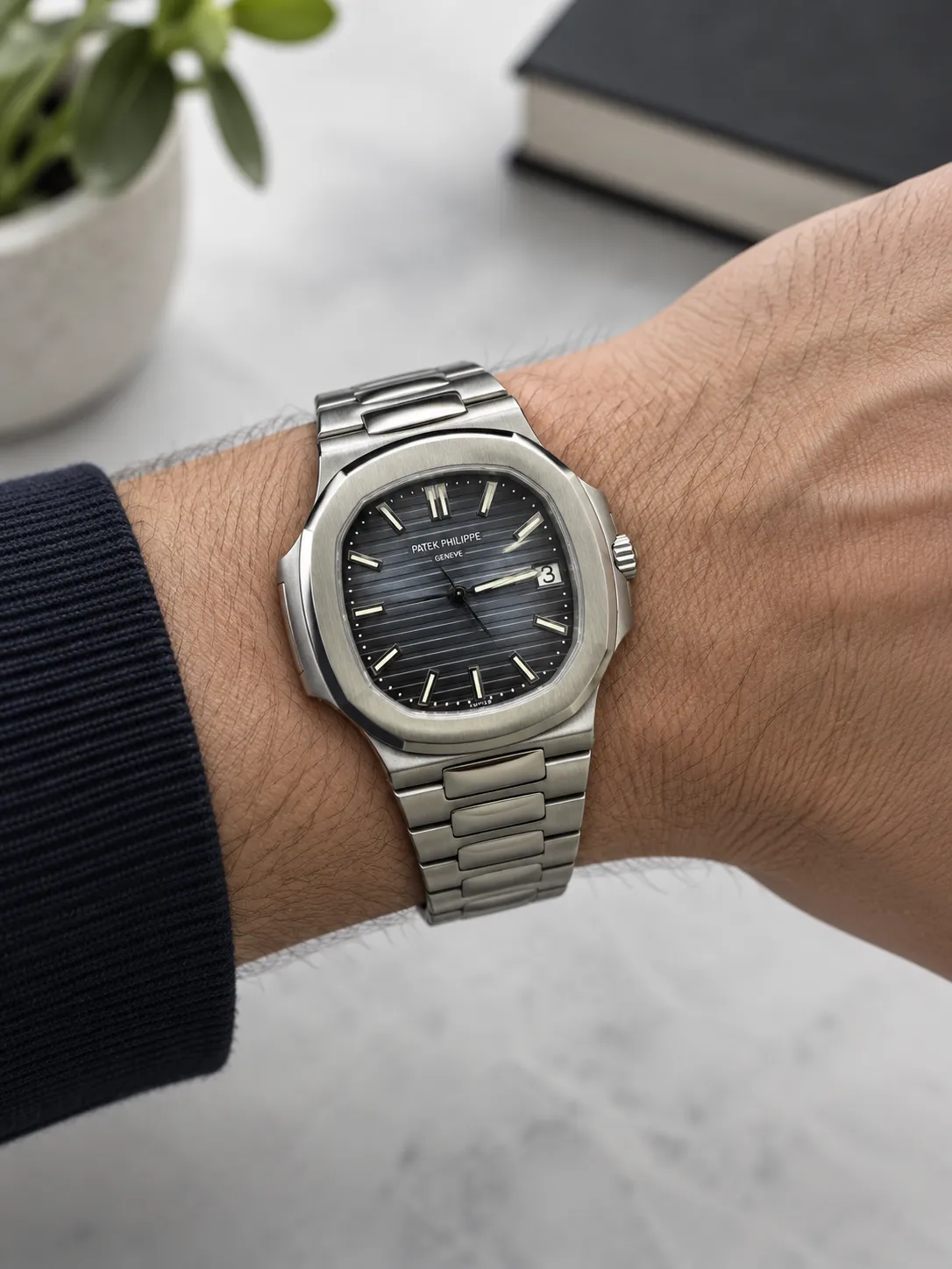 Patek Philippe Nautilus Silver-tone Watch 0435 D391519842