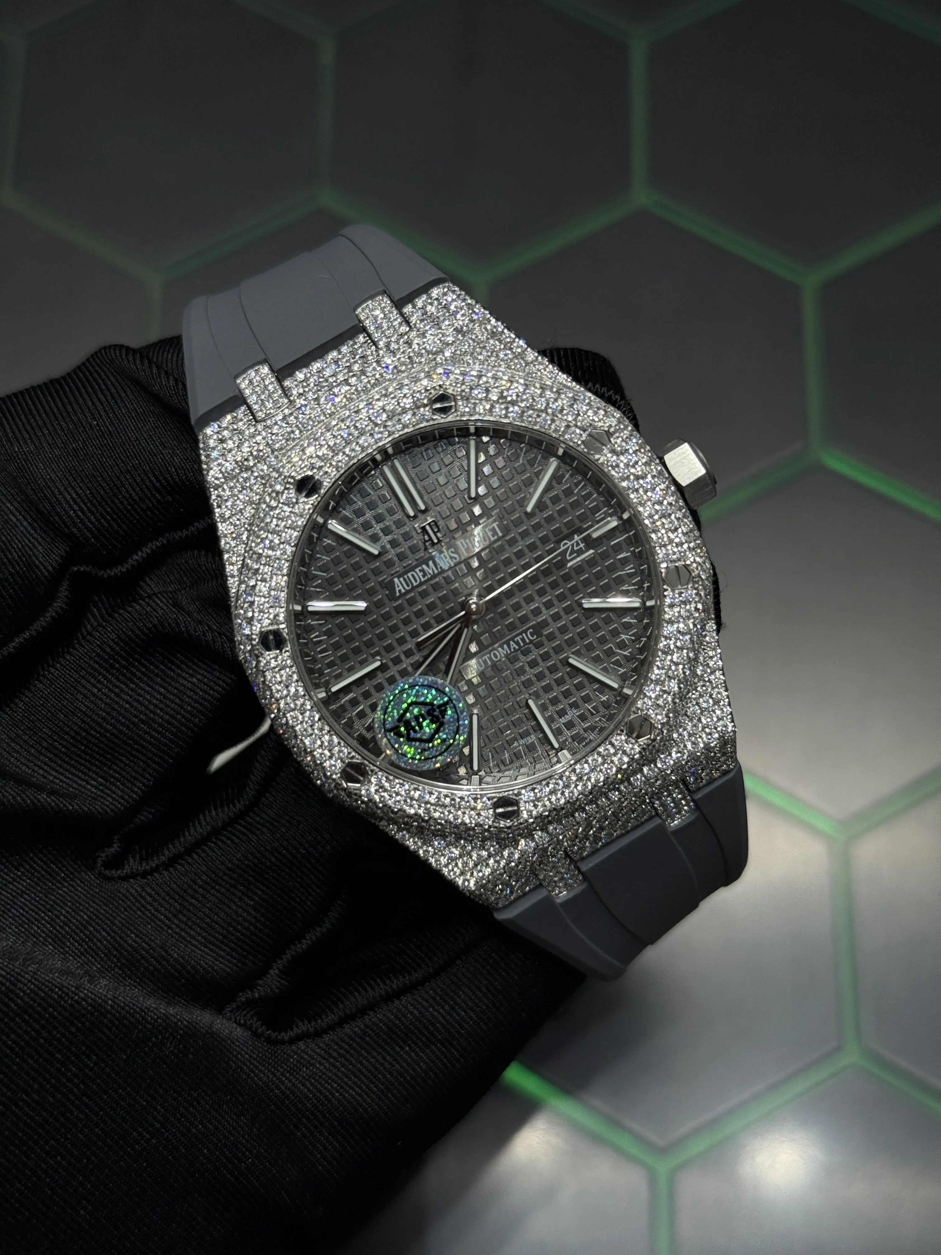 Audemars Piguet Royal Oak Open-Aperture Silver-tone Watch 0442 D1012519843 — view 2