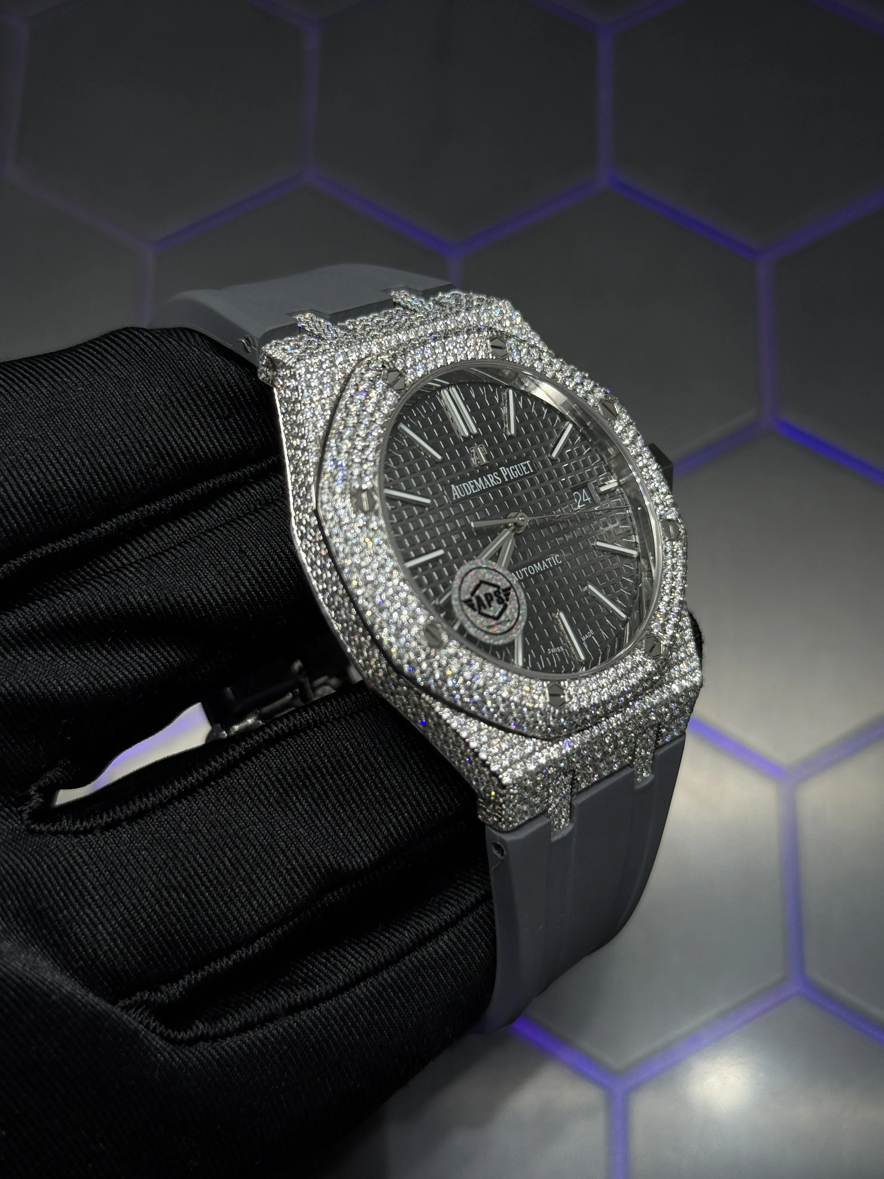 Audemars Piguet Royal Oak Open-Aperture Silver-tone Watch 0442 D1012519843 — view 3