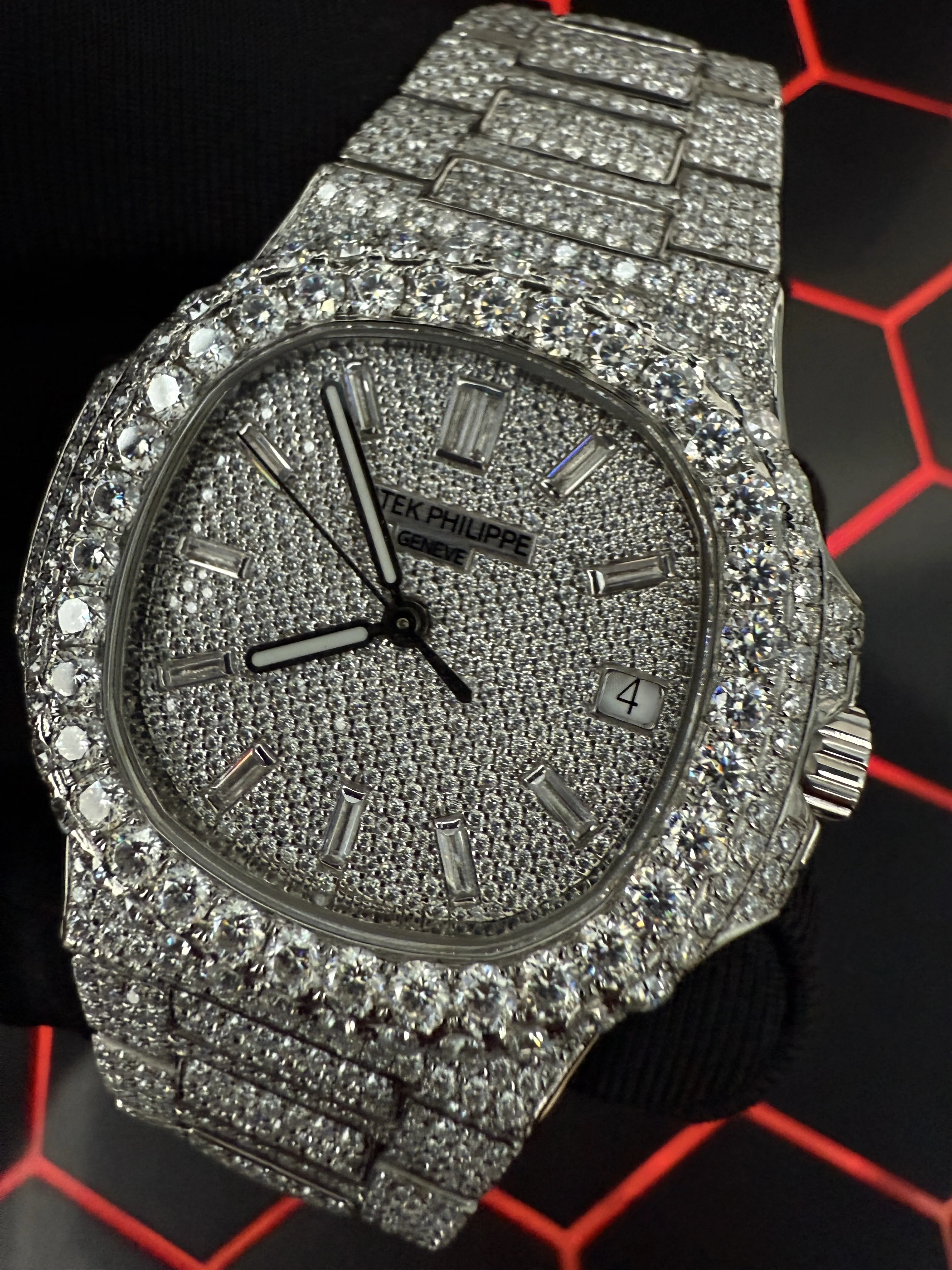 Patek Philippe Nautilus Silver-tone Watch 0467 D1215019852 — view 8