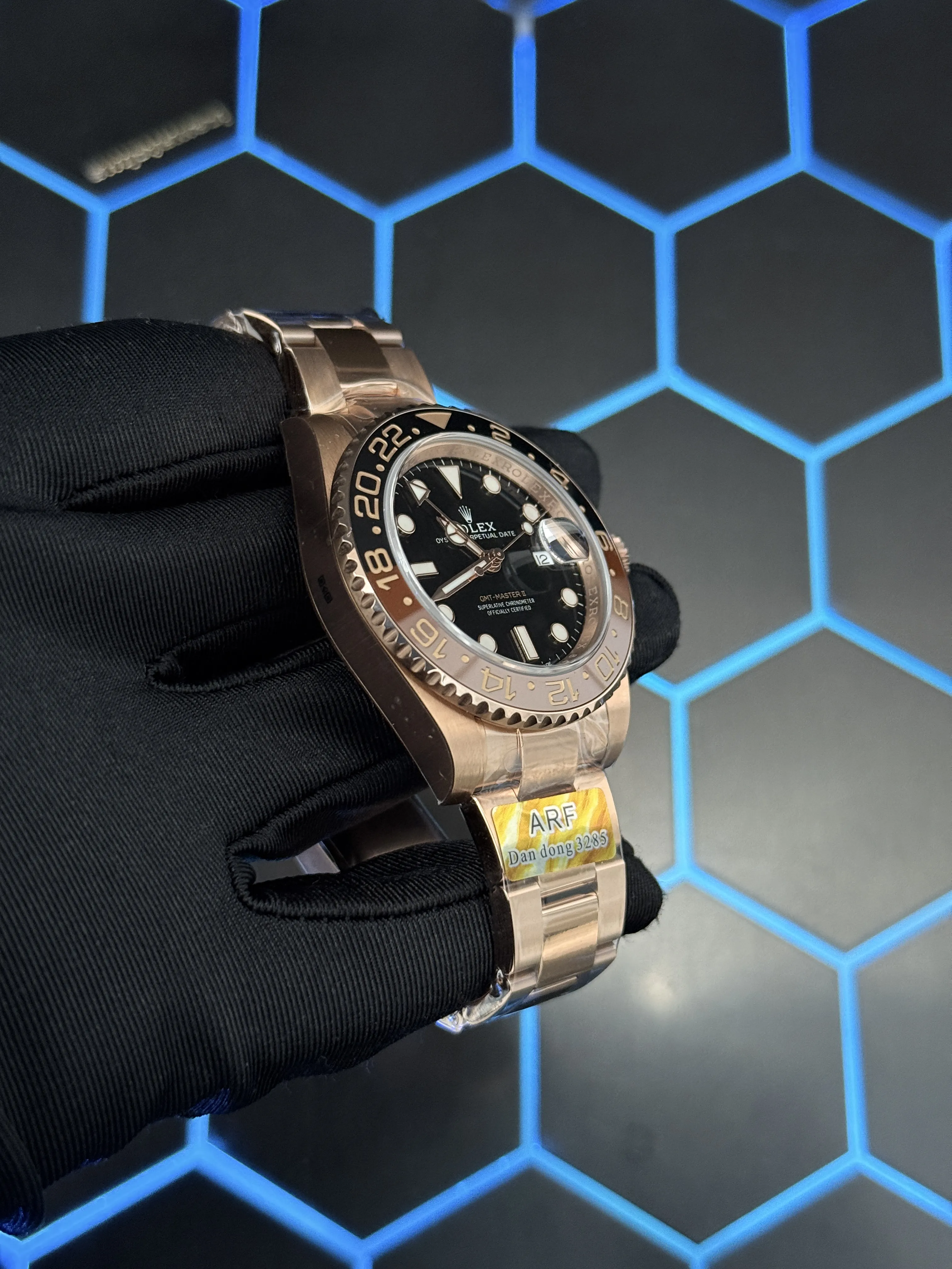 Rolex GMT-Master II Rose Gold-tone Watch 0510 D459019866 — view 3