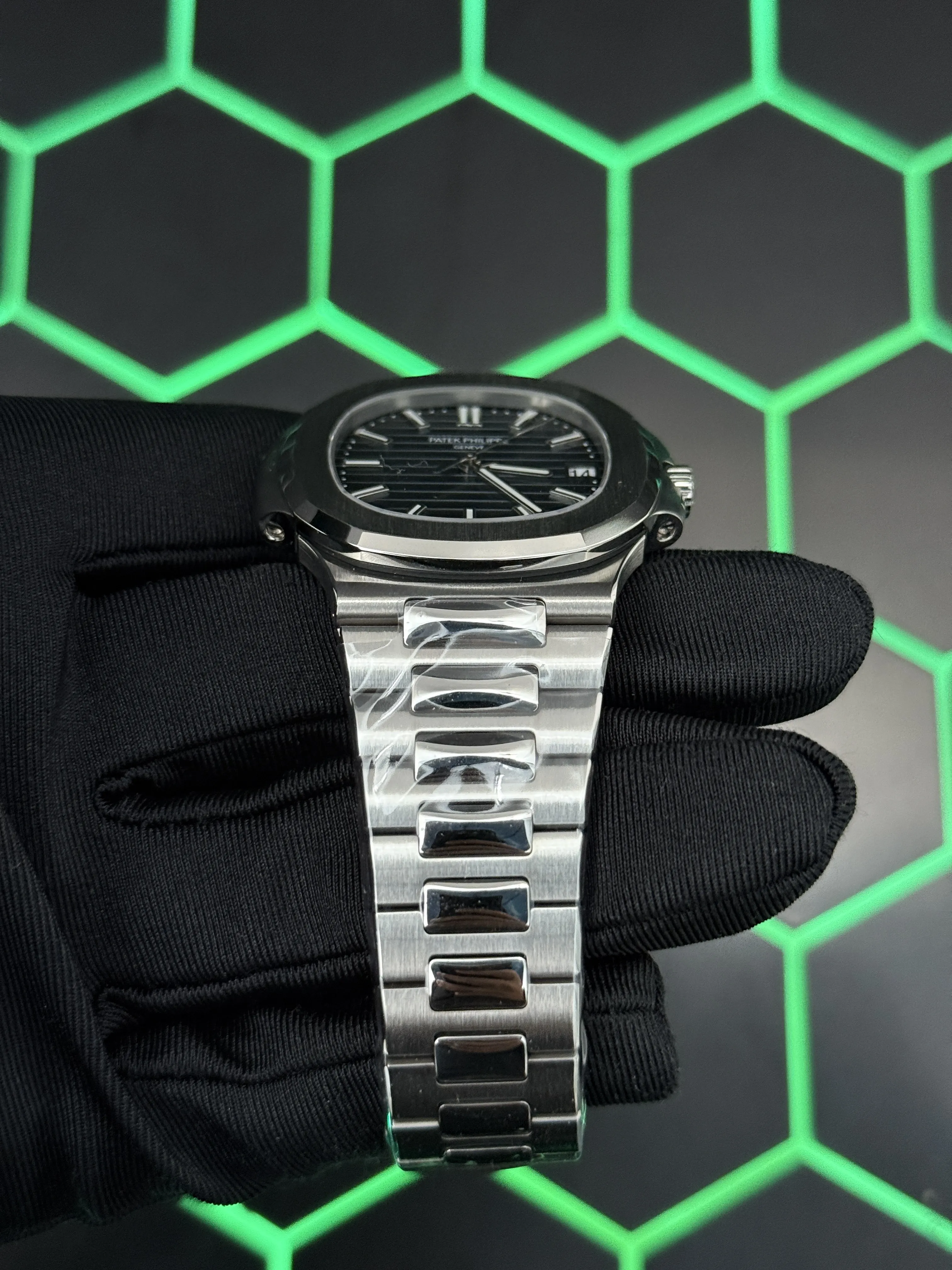 Patek Philippe Nautilus Silver-tone Watch 0529 D391519874 — view 10
