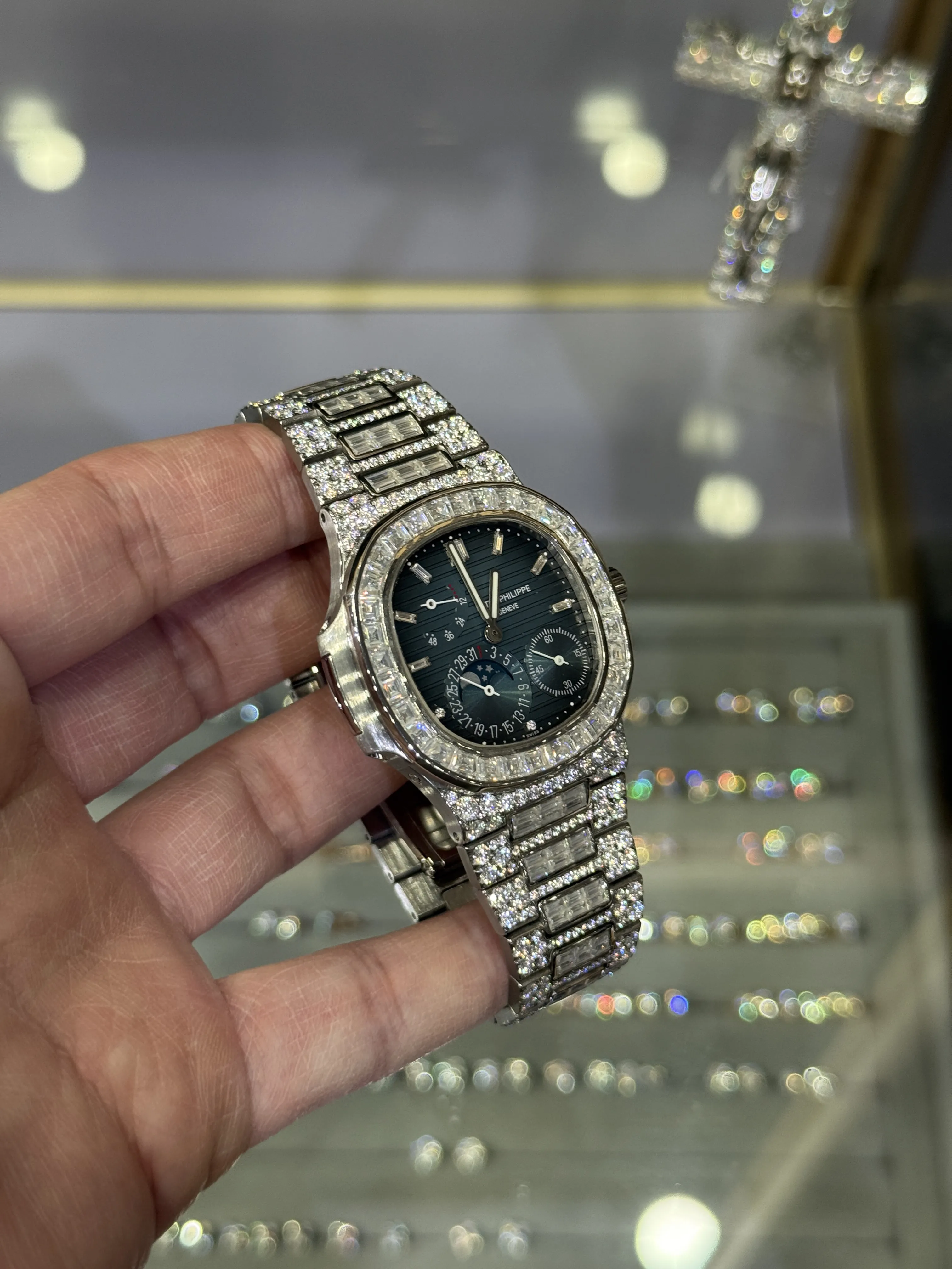 Patek Philippe Nautilus Complication Silver-tone Watch 0561 D1687519888 — view 3