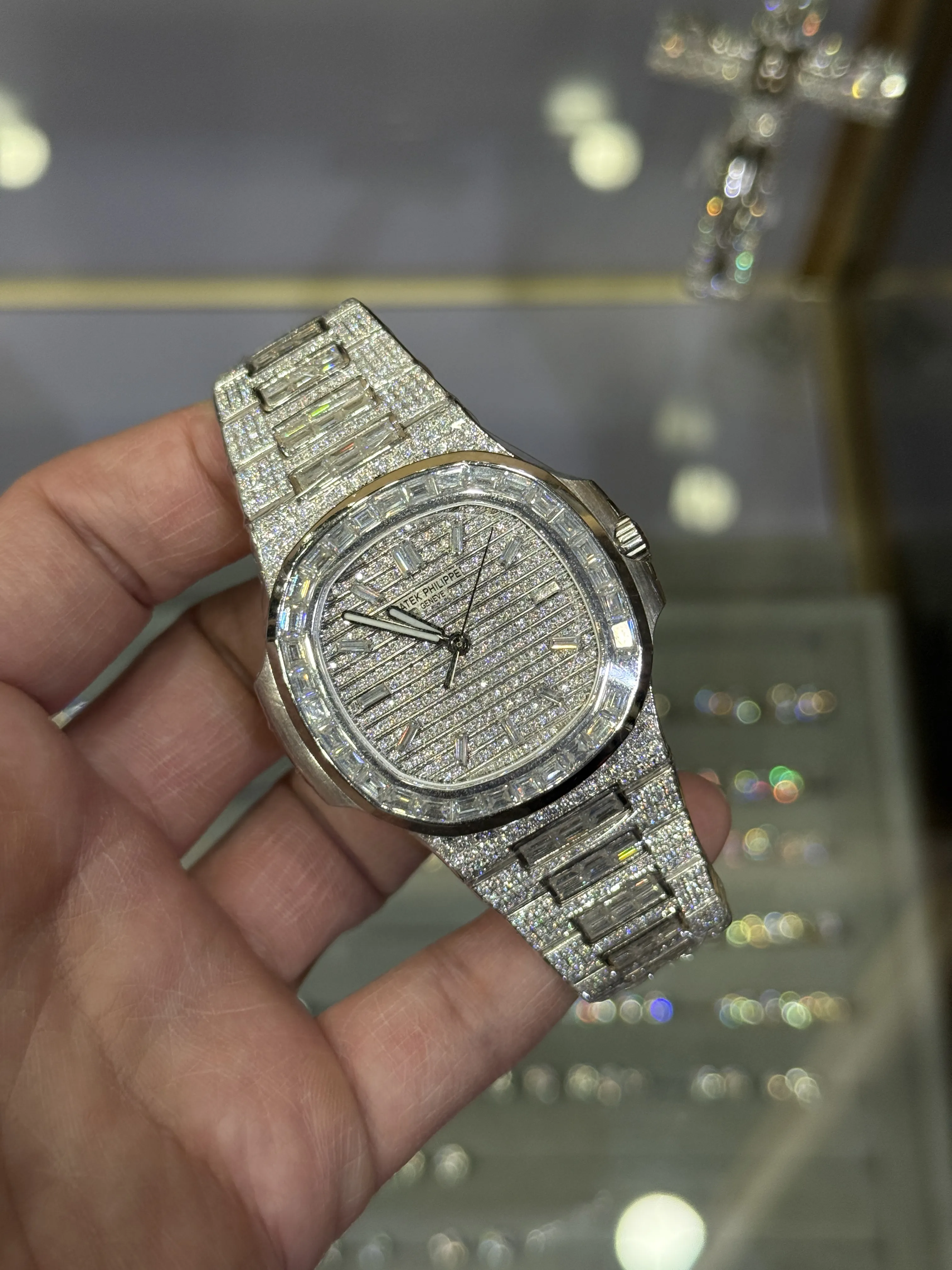 Patek Philippe Nautilus Silver-tone Watch 0562 D1687519889 — view 2