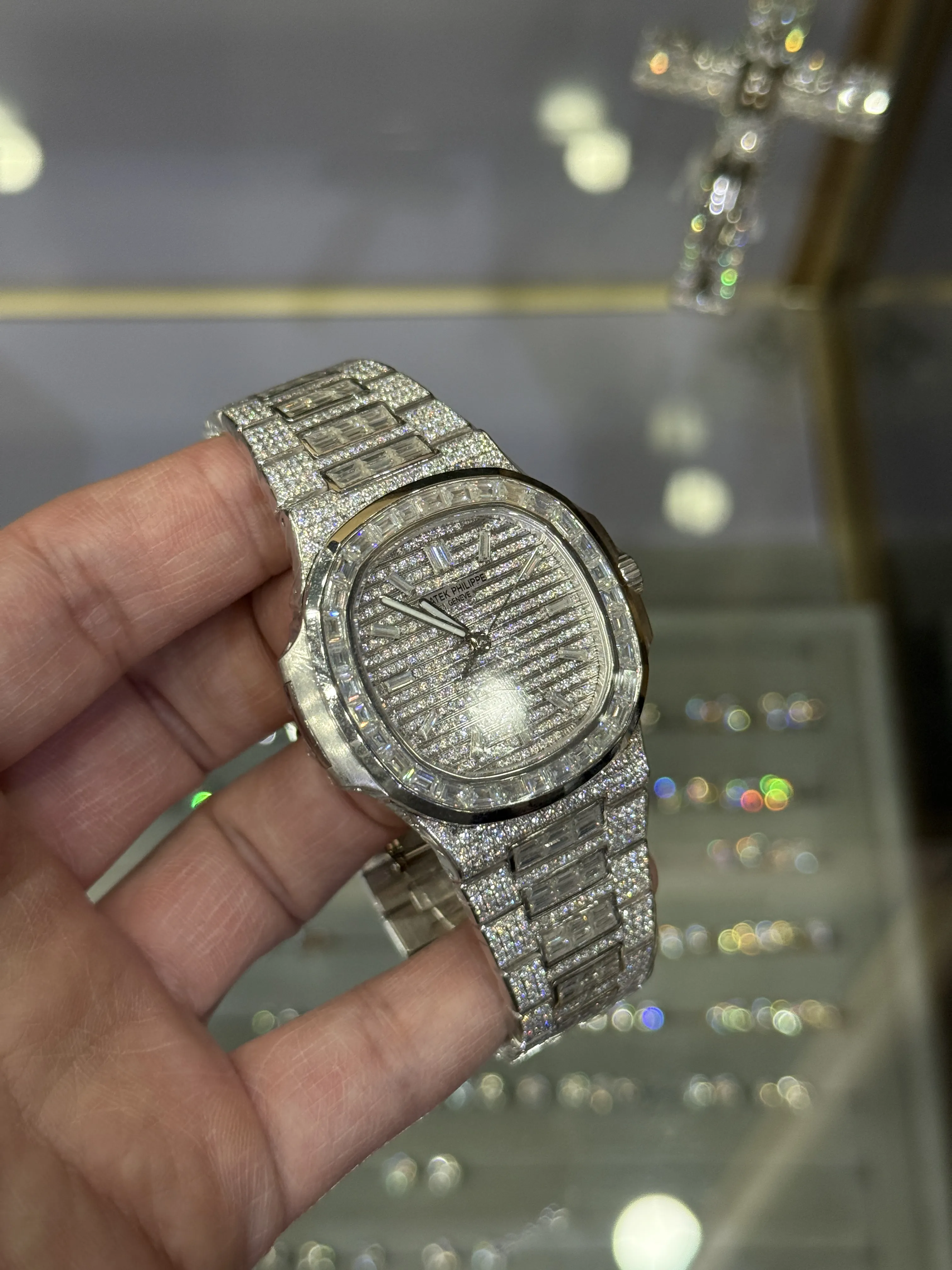 Patek Philippe Nautilus Silver-tone Watch 0562 D1687519889 — view 3