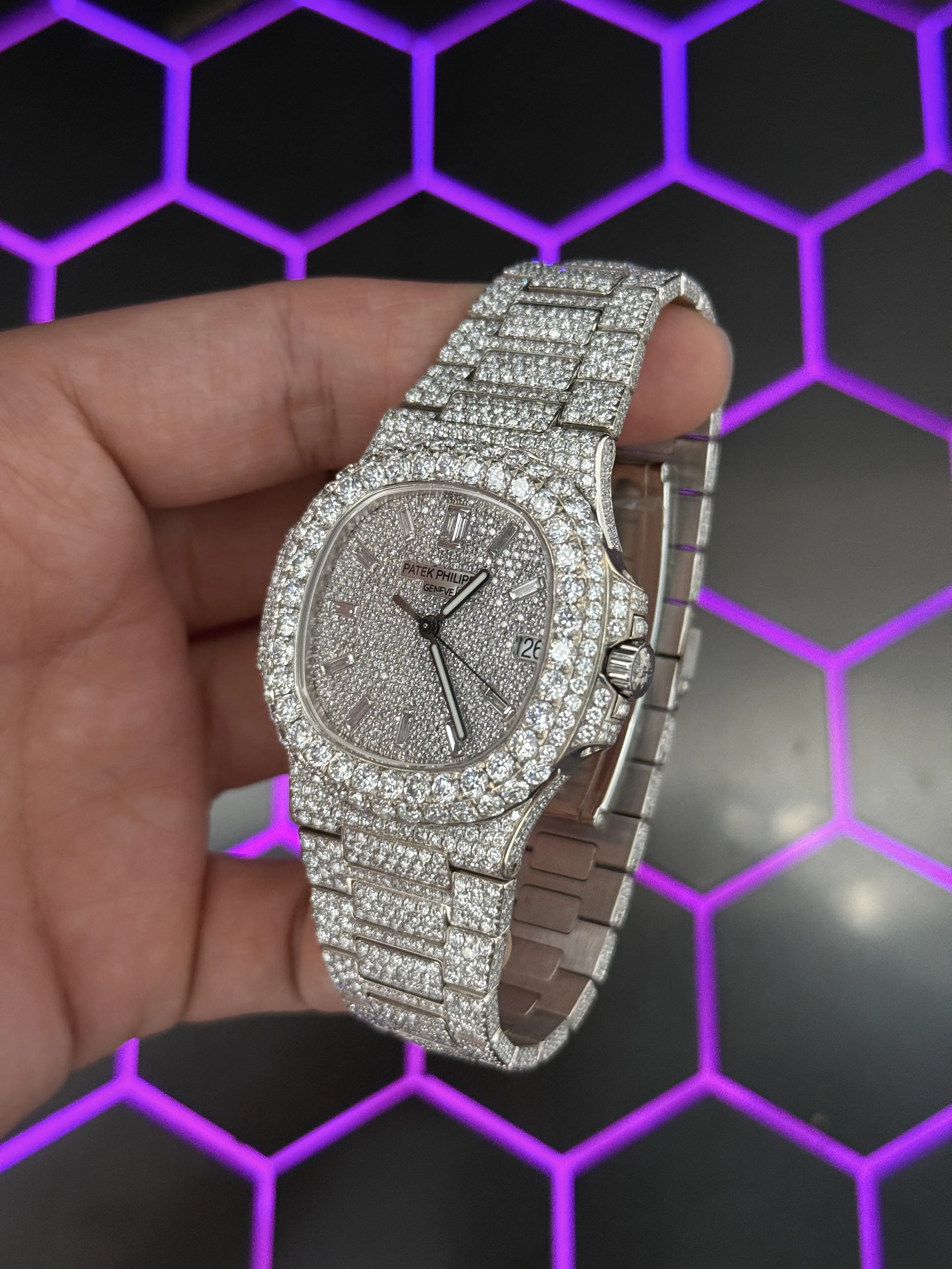 Patek Philippe Nautilus Silver-tone Watch 0601 D1215019900 — view 2