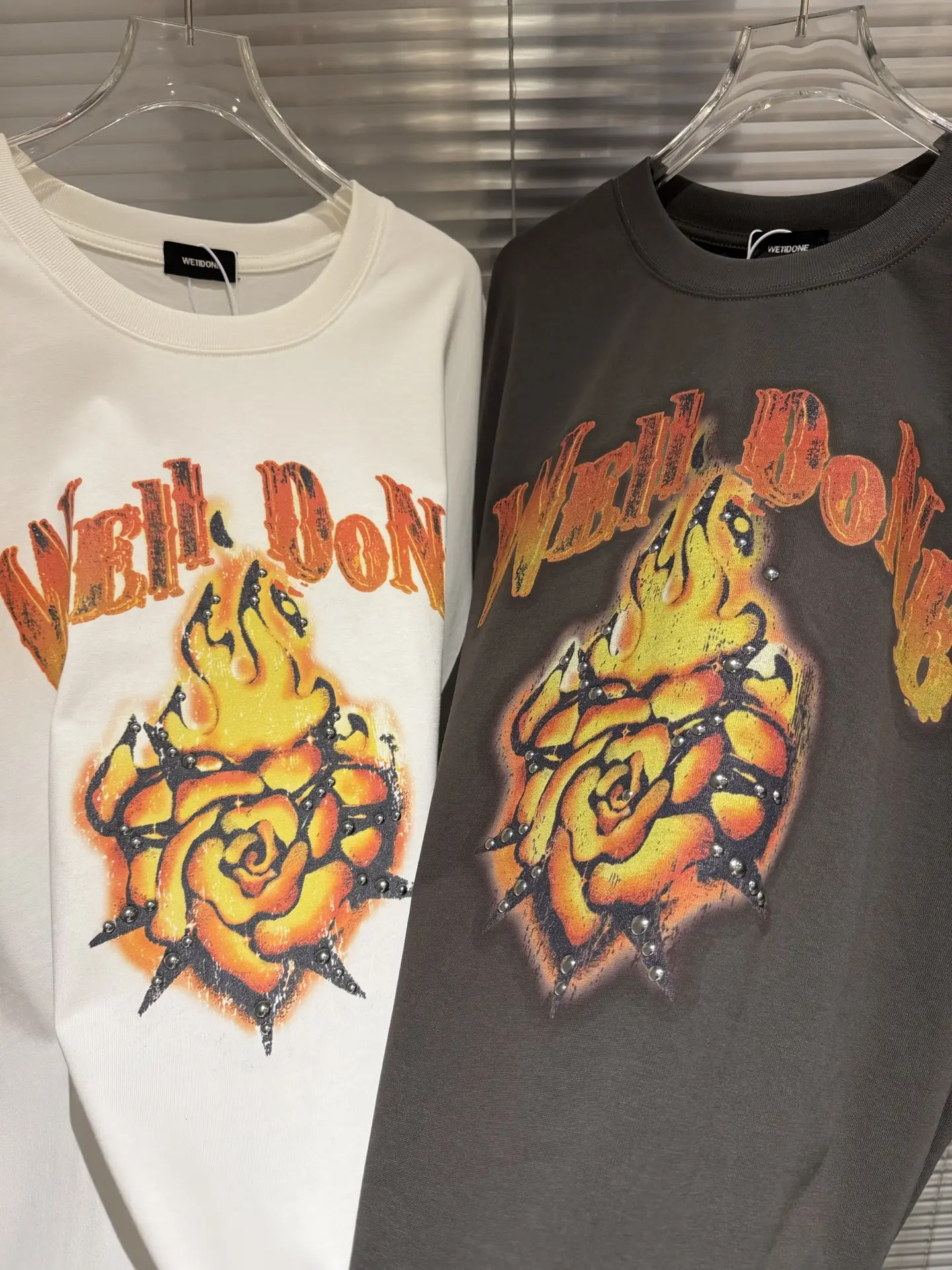 Flame Rose Graphic Oversized T-Shirt D10511799 — view 3
